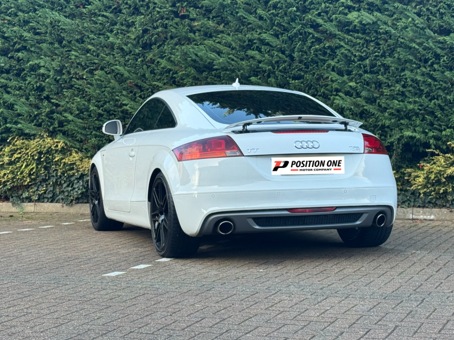 Audi TT 2.0 TFSI S line Coupe 3dr Petrol S Tronic quattro Euro 5 (s/s) (211 ps)