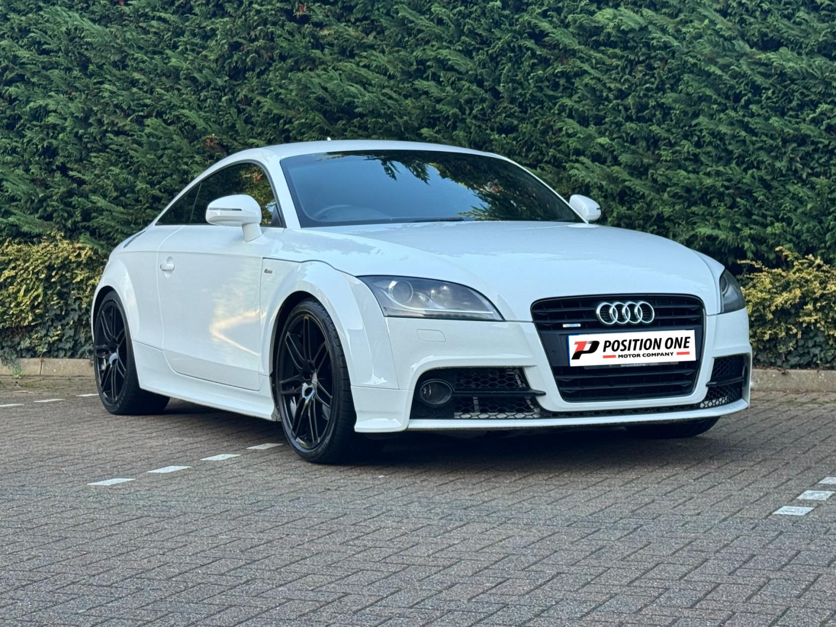 Audi TT 2.0 TFSI S line Coupe 3dr Petrol S Tronic quattro Euro 5 (s/s) (211 ps)
