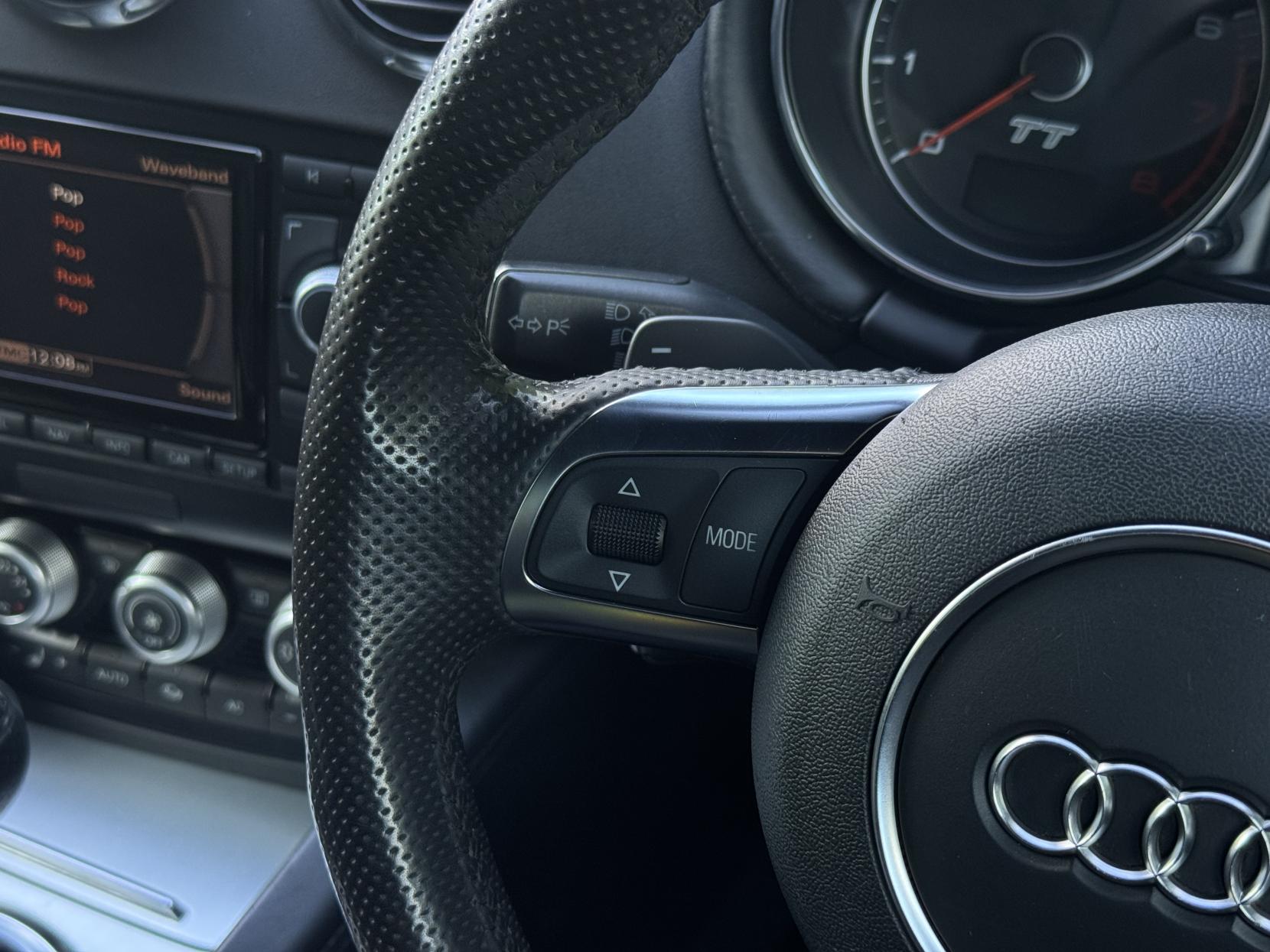 Audi TT 2.0 TFSI S line Coupe 3dr Petrol S Tronic quattro Euro 5 (s/s) (211 ps)