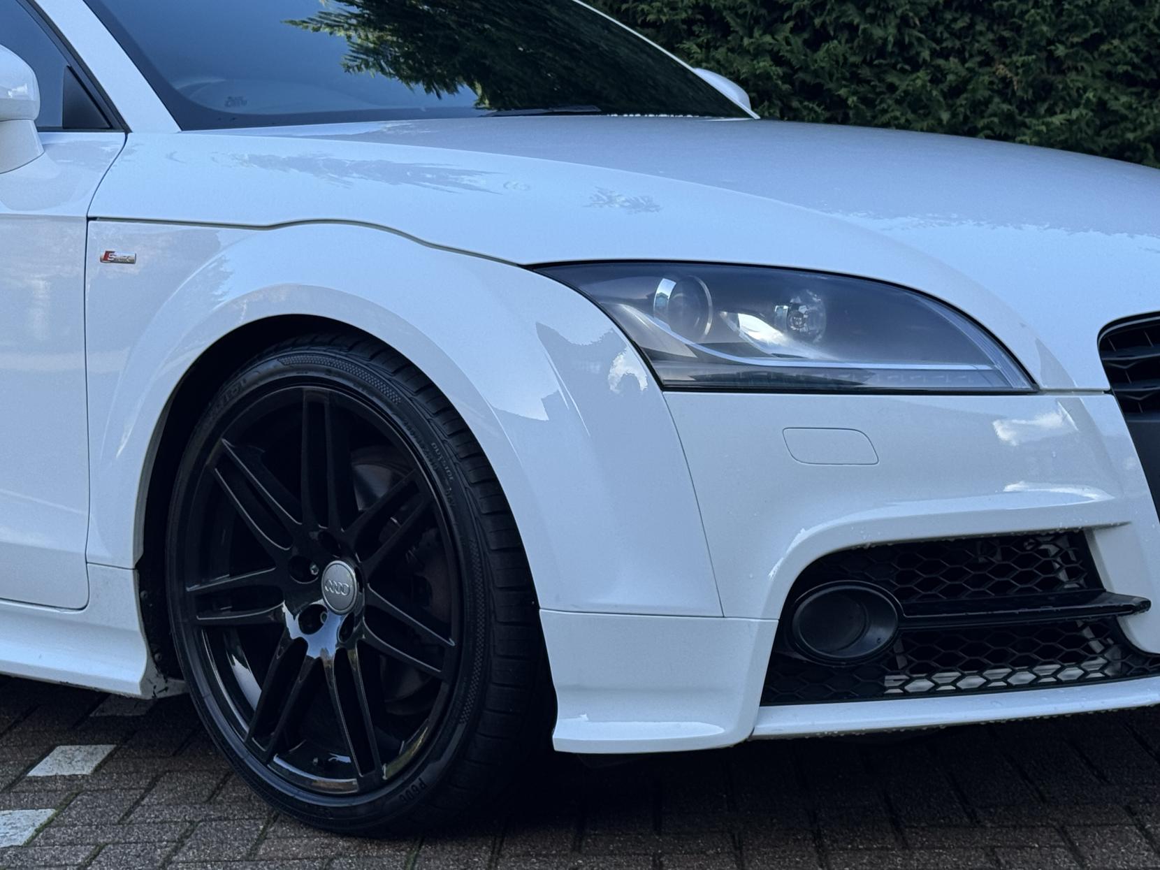 Audi TT 2.0 TFSI S line Coupe 3dr Petrol S Tronic quattro Euro 5 (s/s) (211 ps)