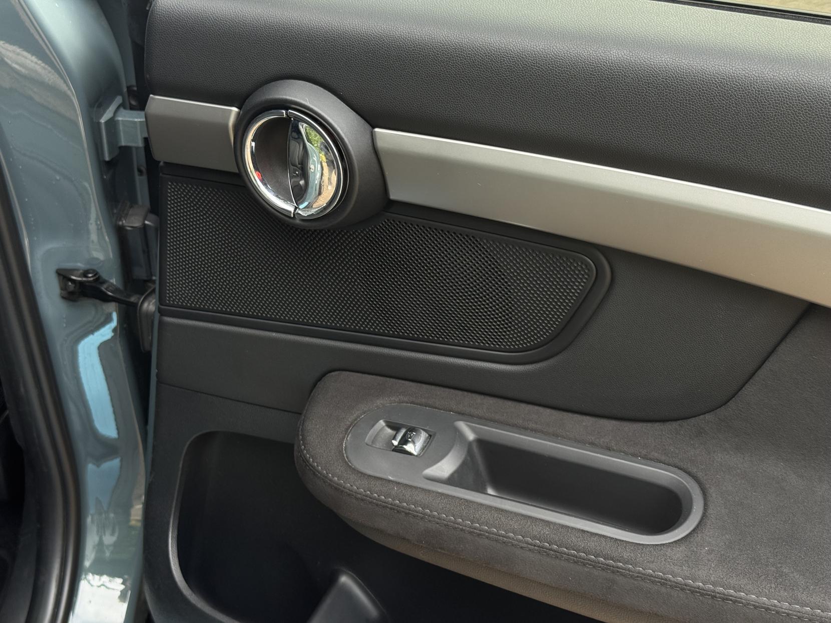 MINI Countryman 1.5 10kWh Cooper SE Exclusive SUV 5dr Petrol Plug-in Hybrid Auto ALL4 Euro 6 (s/s) (222 ps)