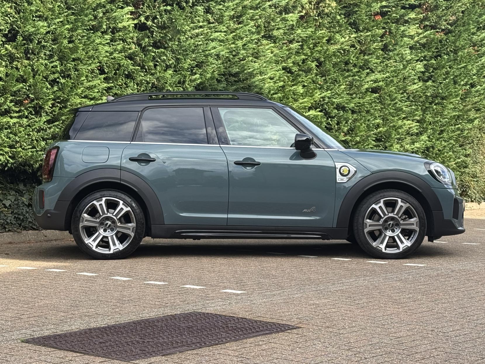 MINI Countryman 1.5 10kWh Cooper SE Exclusive SUV 5dr Petrol Plug-in Hybrid Auto ALL4 Euro 6 (s/s) (222 ps)