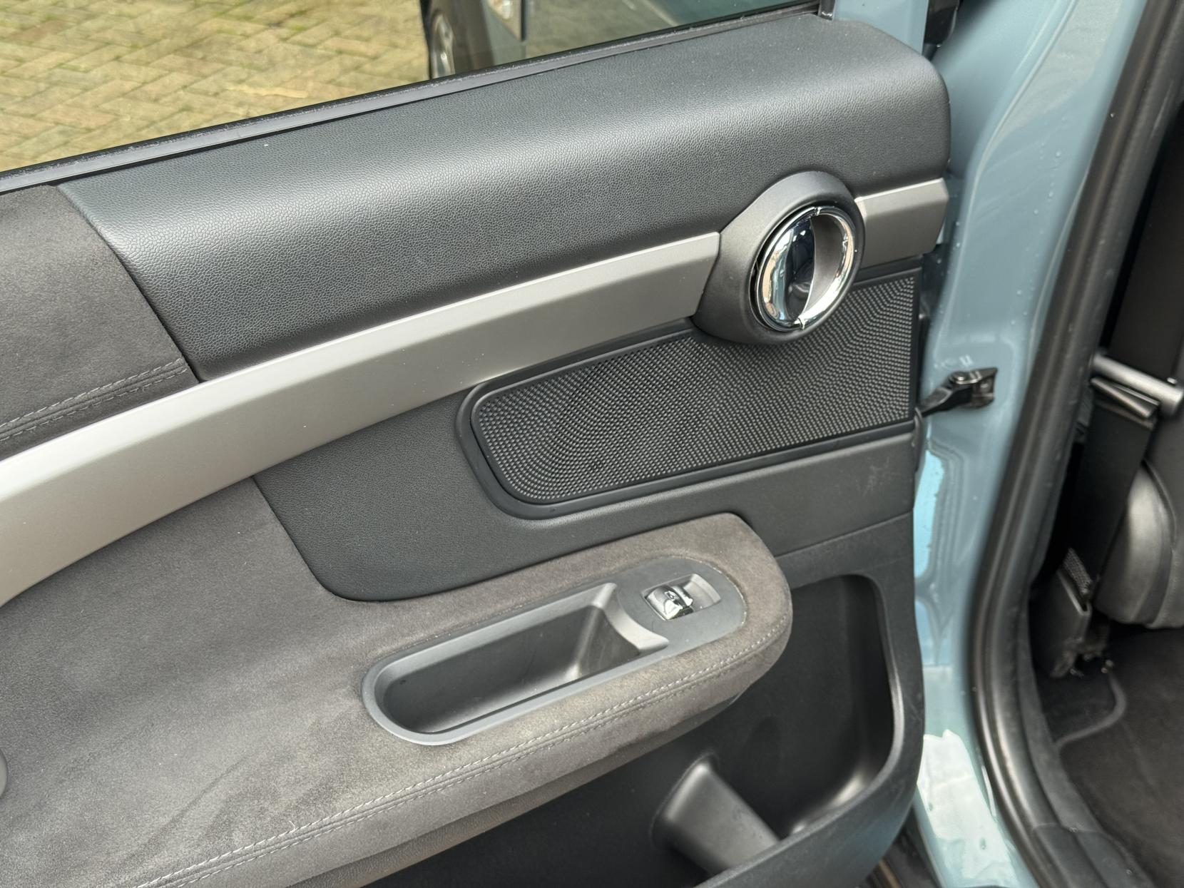 MINI Countryman 1.5 10kWh Cooper SE Exclusive SUV 5dr Petrol Plug-in Hybrid Auto ALL4 Euro 6 (s/s) (222 ps)