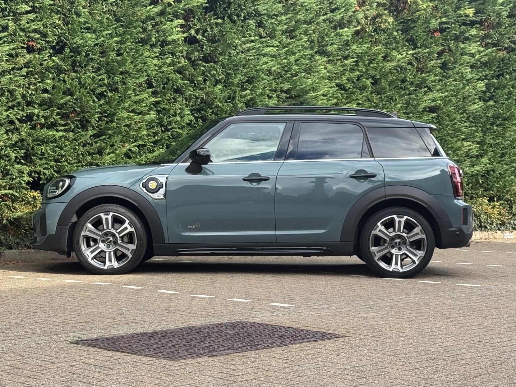 MINI Countryman 1.5 10kWh Cooper SE Exclusive SUV 5dr Petrol Plug-in Hybrid Auto ALL4 Euro 6 (s/s) (222 ps)