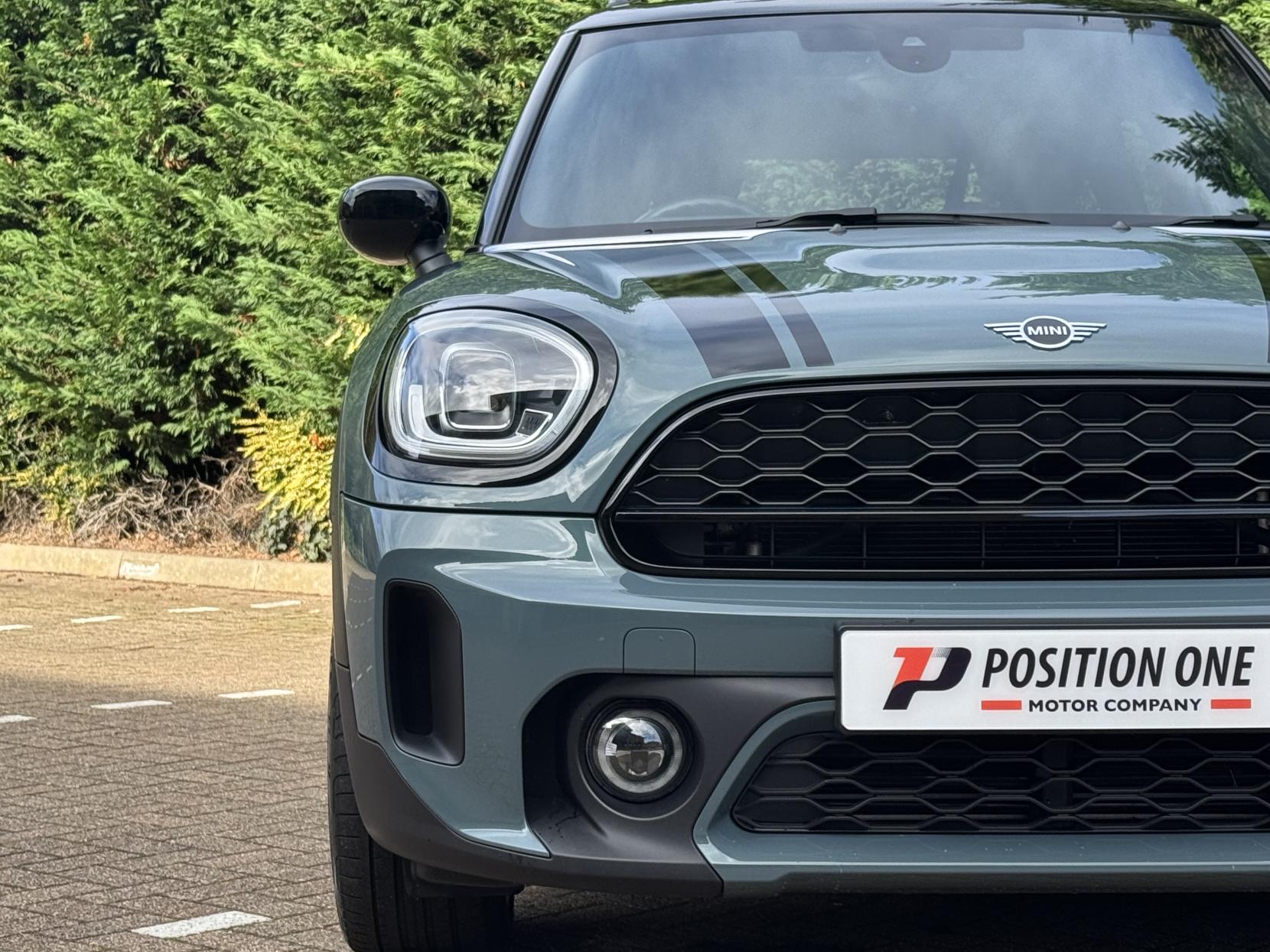 MINI Countryman 1.5 10kWh Cooper SE Exclusive SUV 5dr Petrol Plug-in Hybrid Auto ALL4 Euro 6 (s/s) (222 ps)