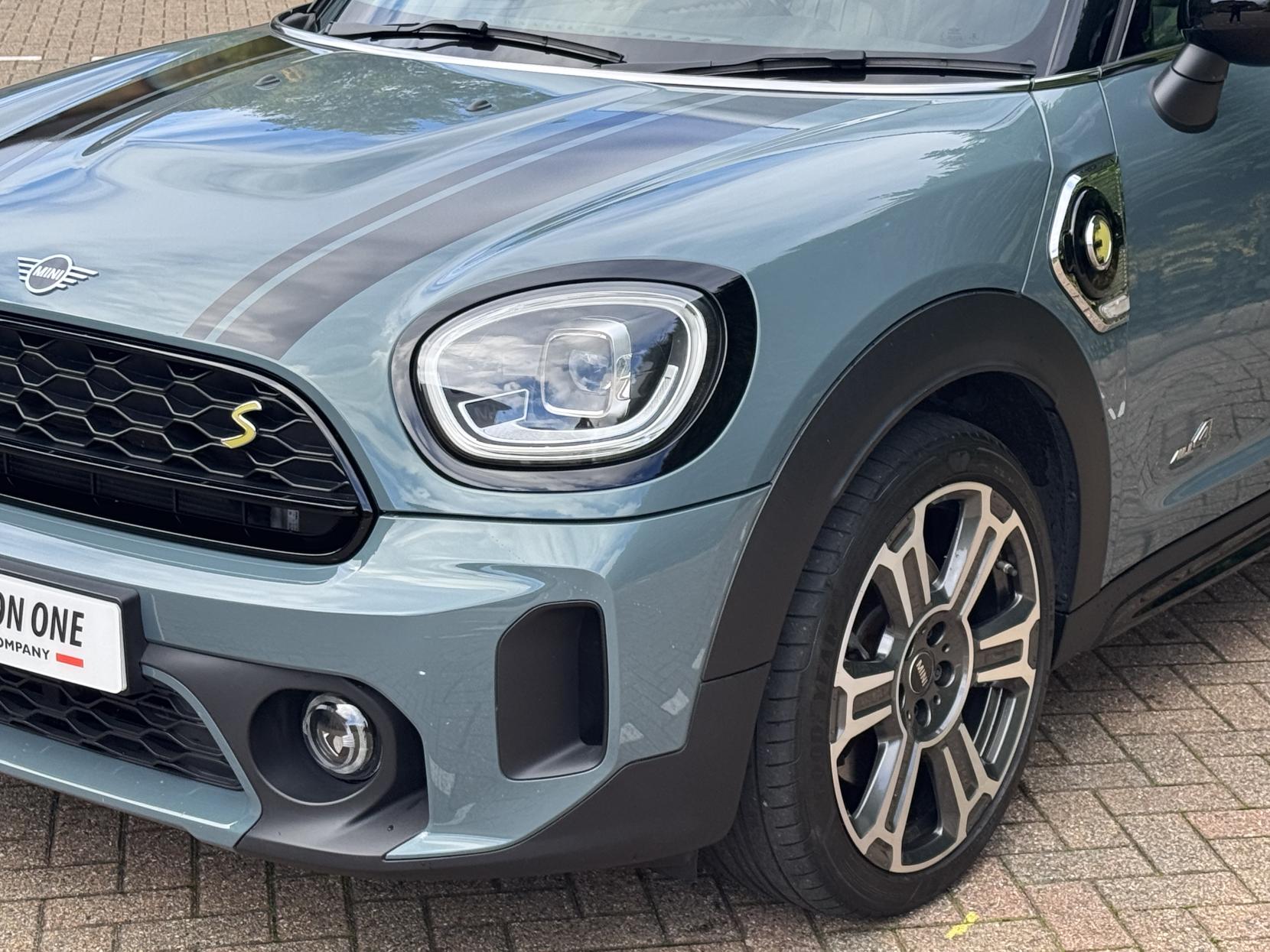 MINI Countryman 1.5 10kWh Cooper SE Exclusive SUV 5dr Petrol Plug-in Hybrid Auto ALL4 Euro 6 (s/s) (222 ps)