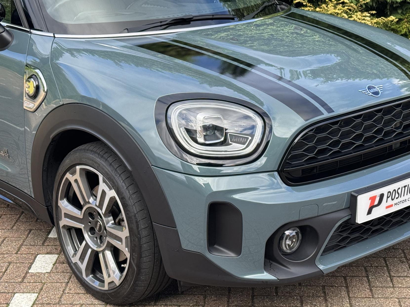MINI Countryman 1.5 10kWh Cooper SE Exclusive SUV 5dr Petrol Plug-in Hybrid Auto ALL4 Euro 6 (s/s) (222 ps)