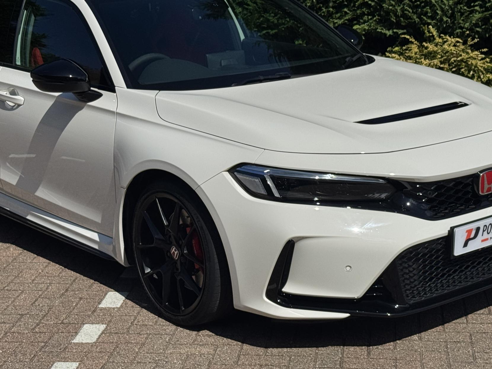 Honda Civic 2.0 VTEC Turbo Type R Hatchback 5dr Petrol Manual Euro 6 (s/s) (329 ps)
