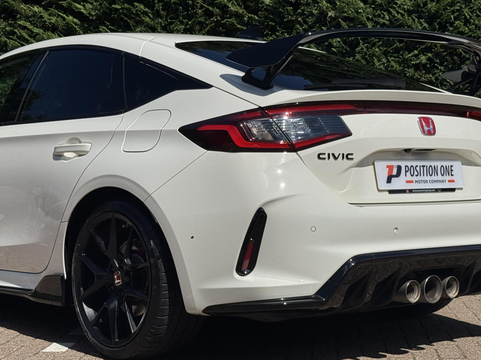 Honda Civic 2.0 VTEC Turbo Type R Hatchback 5dr Petrol Manual Euro 6 (s/s) (329 ps)