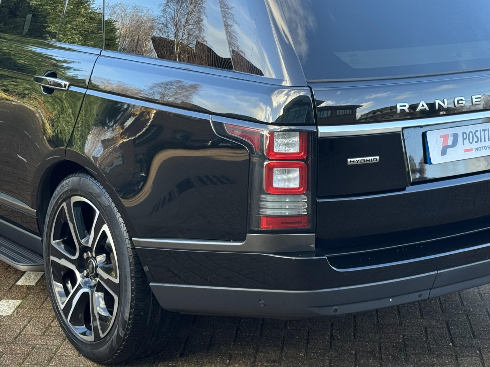 Land Rover Range Rover 3.0h SDV6 Autobiography SUV 5dr Diesel Hybrid Auto 4WD Euro 6 (s/s) (340 ps)