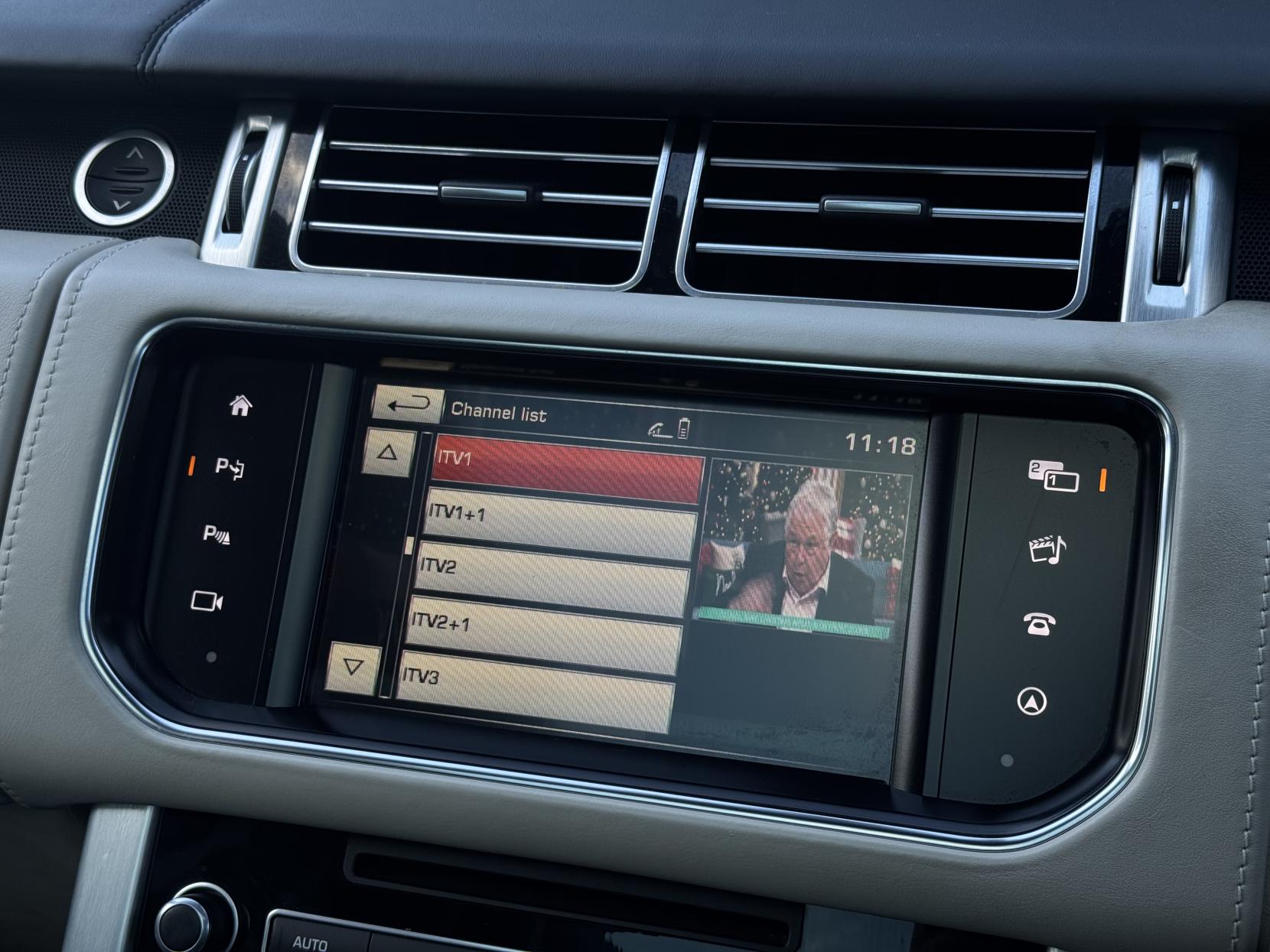 Land Rover Range Rover 3.0h SDV6 Autobiography SUV 5dr Diesel Hybrid Auto 4WD Euro 6 (s/s) (340 ps)