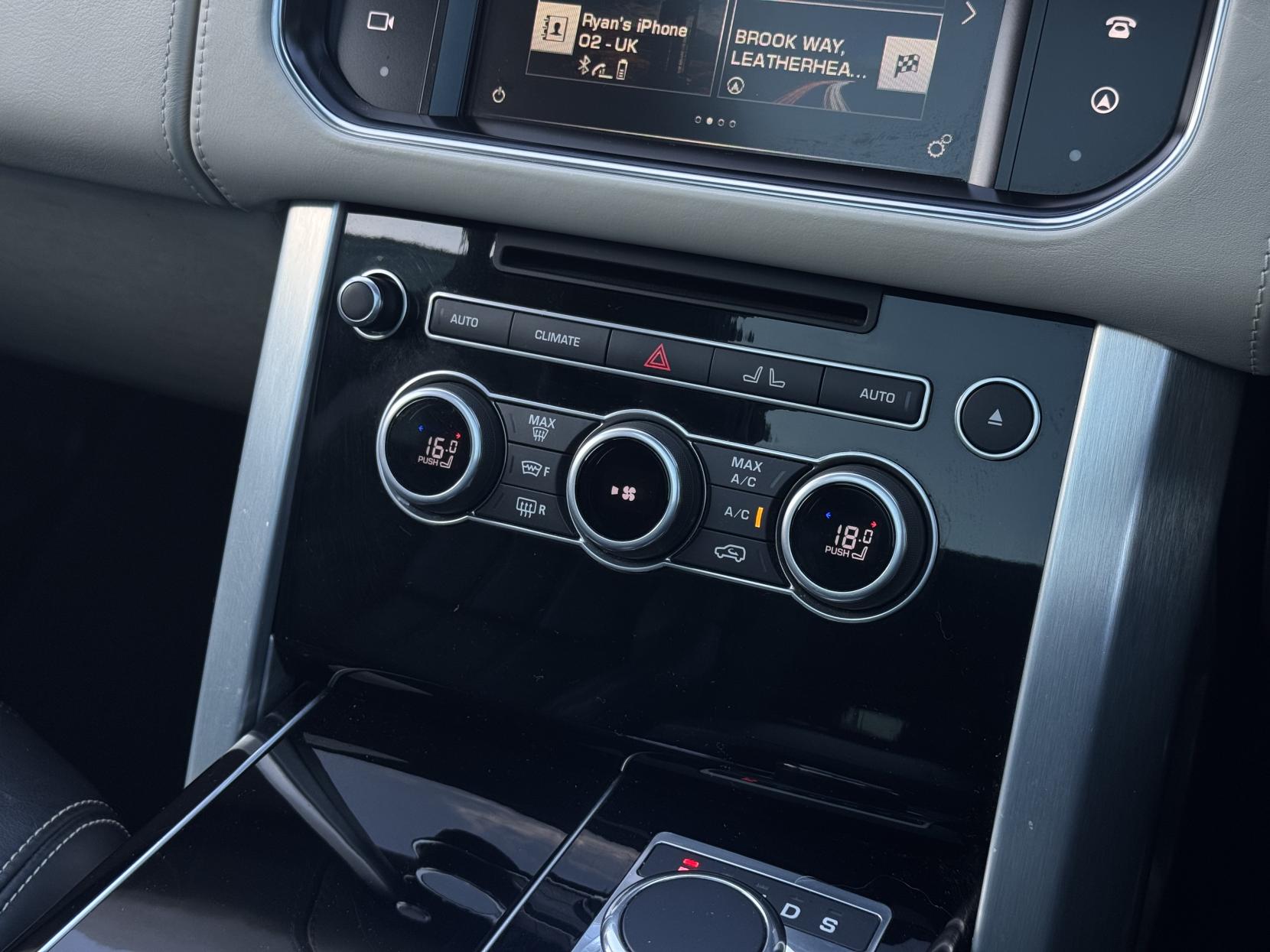 Land Rover Range Rover 3.0h SDV6 Autobiography SUV 5dr Diesel Hybrid Auto 4WD Euro 6 (s/s) (340 ps)