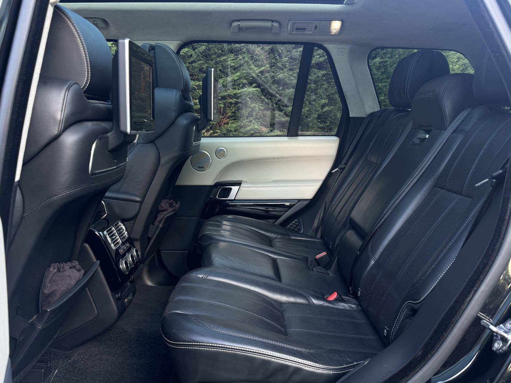 Land Rover Range Rover 3.0h SDV6 Autobiography SUV 5dr Diesel Hybrid Auto 4WD Euro 6 (s/s) (340 ps)