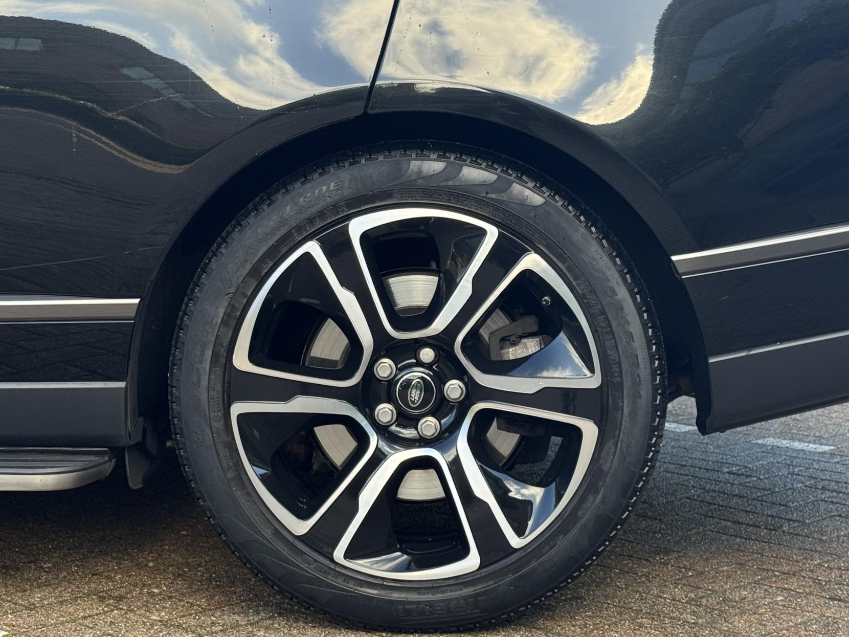 Land Rover Range Rover 3.0h SDV6 Autobiography SUV 5dr Diesel Hybrid Auto 4WD Euro 6 (s/s) (340 ps)