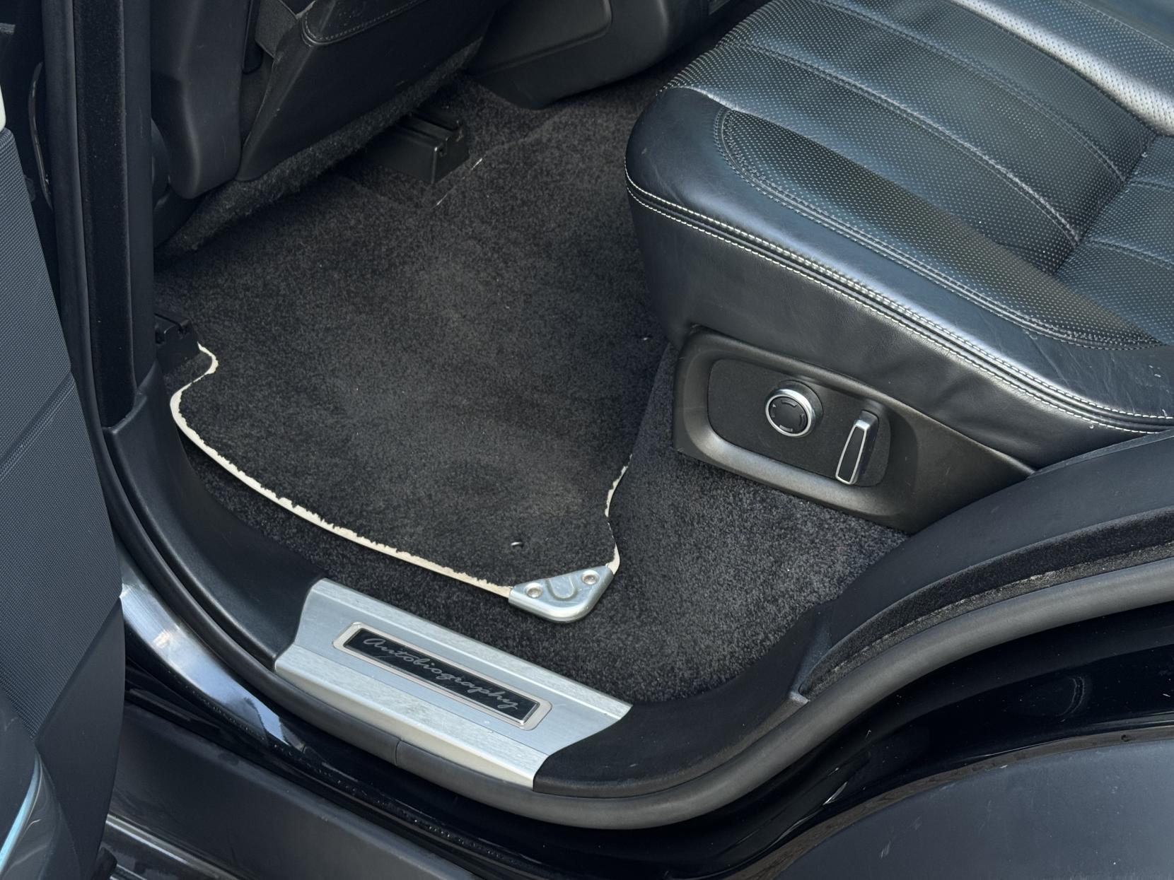 Land Rover Range Rover 3.0h SDV6 Autobiography SUV 5dr Diesel Hybrid Auto 4WD Euro 6 (s/s) (340 ps)