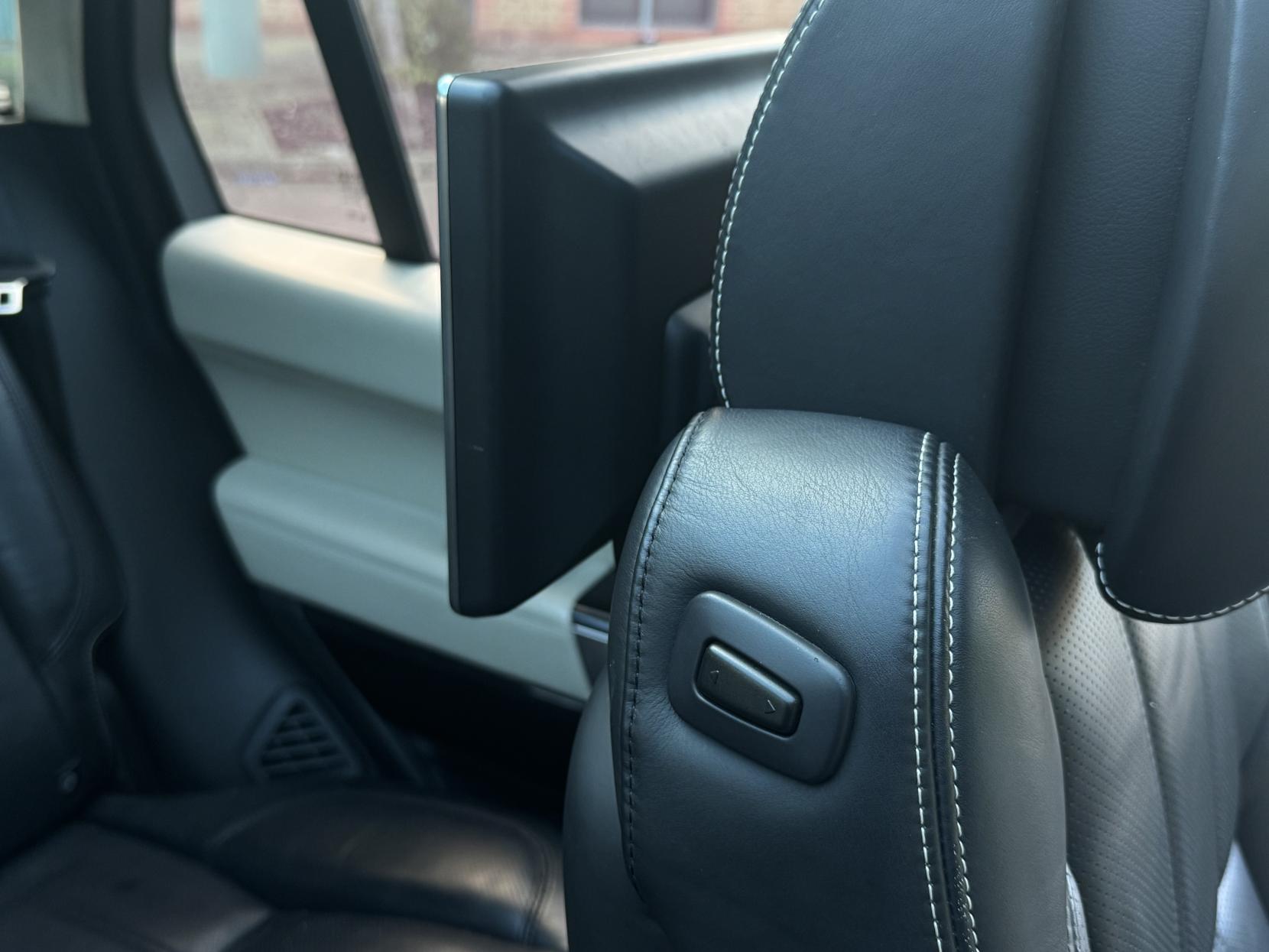 Land Rover Range Rover 3.0h SDV6 Autobiography SUV 5dr Diesel Hybrid Auto 4WD Euro 6 (s/s) (340 ps)