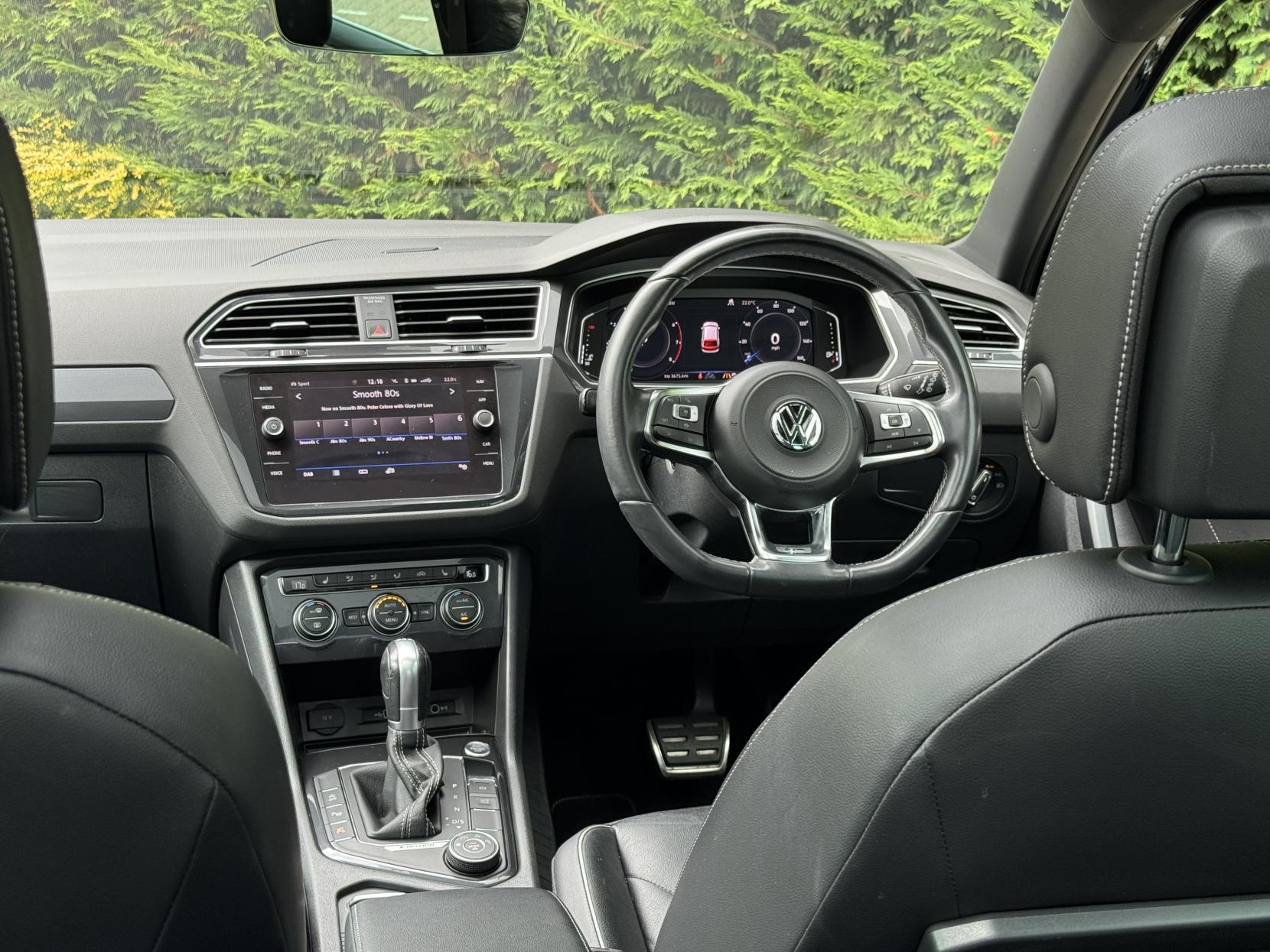 Volkswagen Tiguan 2.0 TSI R-Line Tech SUV 5dr Petrol DSG 4Motion Euro 6 (s/s) (190 ps)
