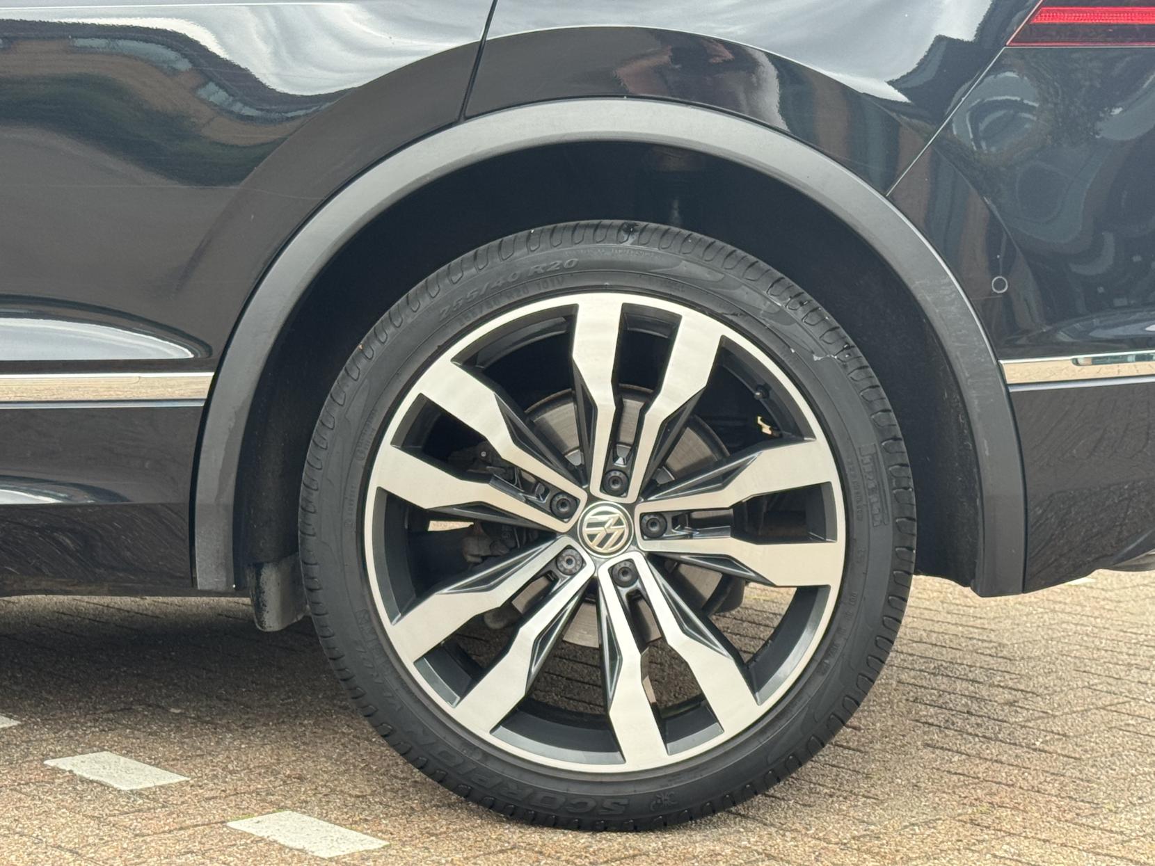 Volkswagen Tiguan 2.0 TSI R-Line Tech SUV 5dr Petrol DSG 4Motion Euro 6 (s/s) (190 ps)