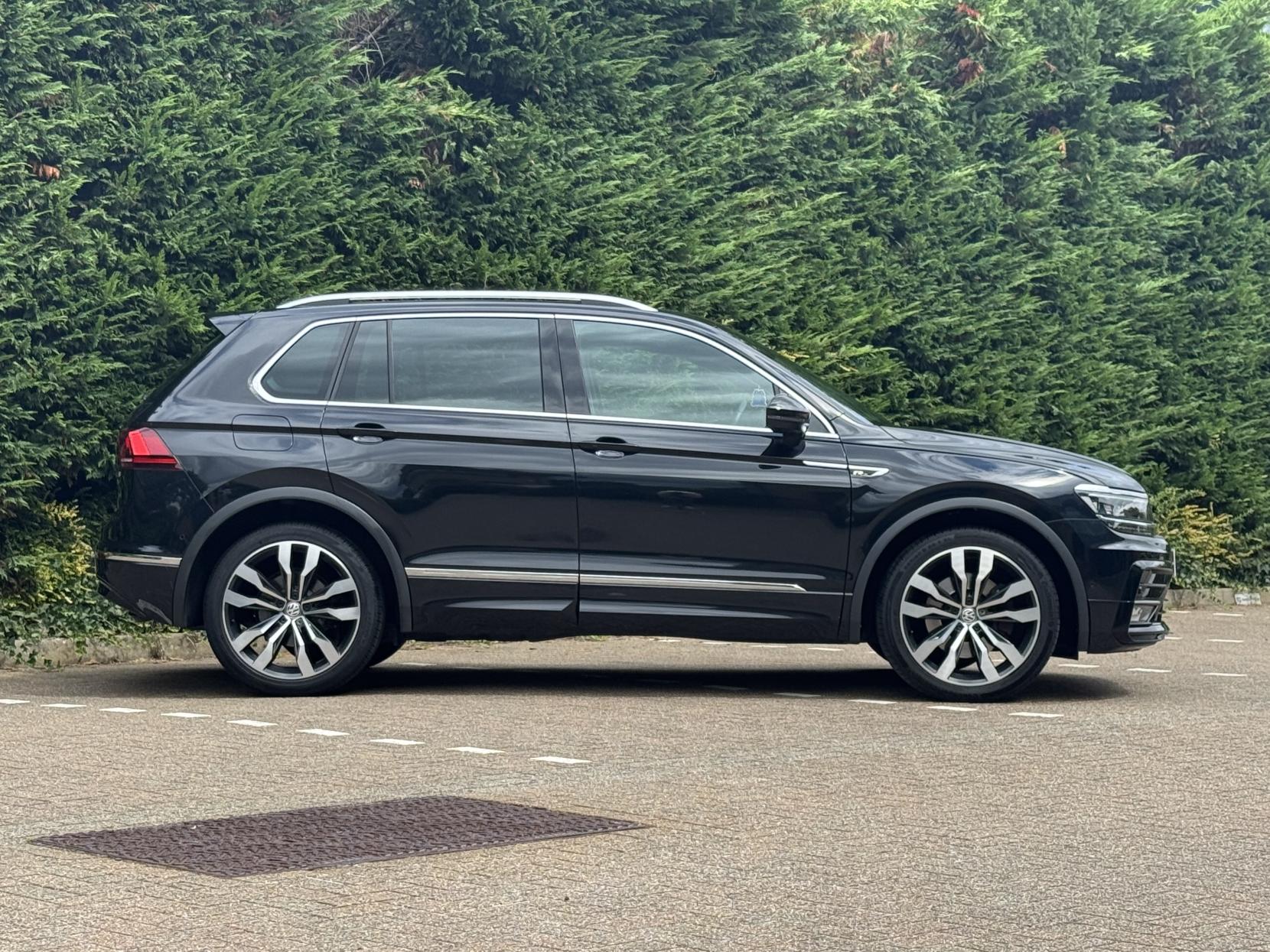 Volkswagen Tiguan 2.0 TSI R-Line Tech SUV 5dr Petrol DSG 4Motion Euro 6 (s/s) (190 ps)
