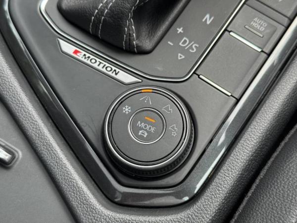Volkswagen Tiguan 2.0 TSI R-Line Tech SUV 5dr Petrol DSG 4Motion Euro 6 (s/s) (190 ps)