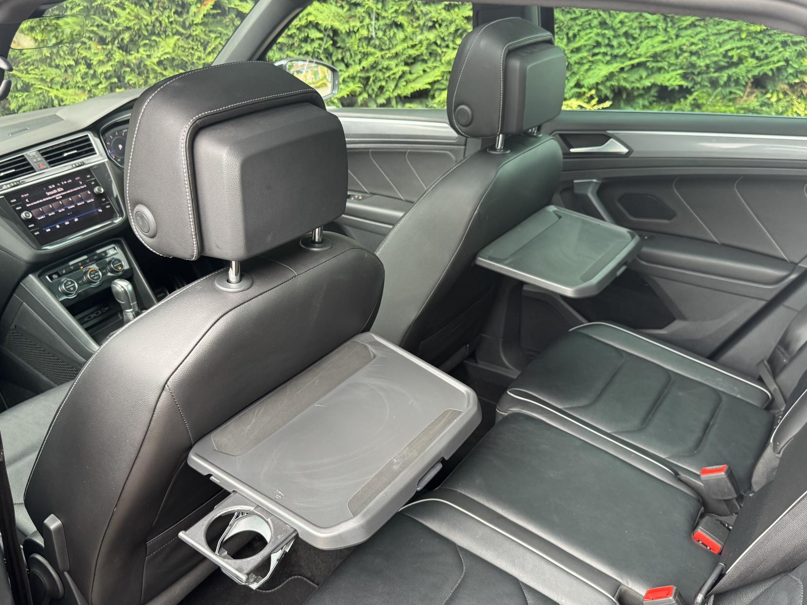 Volkswagen Tiguan 2.0 TSI R-Line Tech SUV 5dr Petrol DSG 4Motion Euro 6 (s/s) (190 ps)
