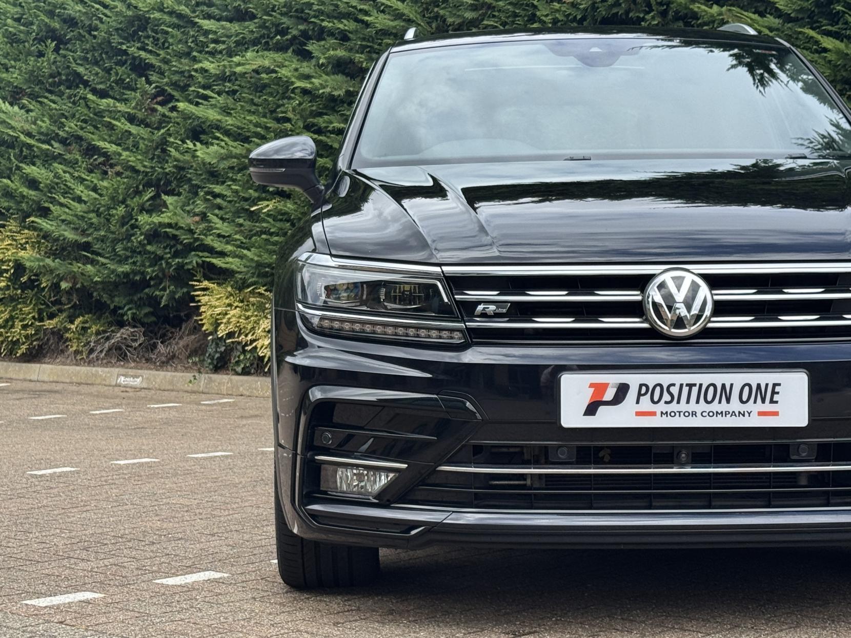 Volkswagen Tiguan 2.0 TSI R-Line Tech SUV 5dr Petrol DSG 4Motion Euro 6 (s/s) (190 ps)