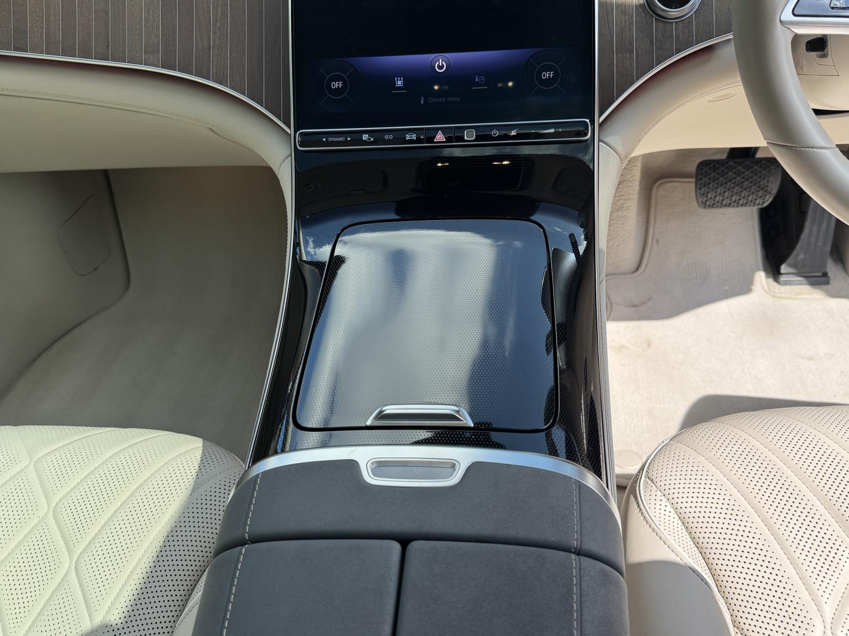 Mercedes-Benz EQS EQS 450+ 108.4kWh Exclusive Luxury Saloon 5dr Electric Auto (333 ps)