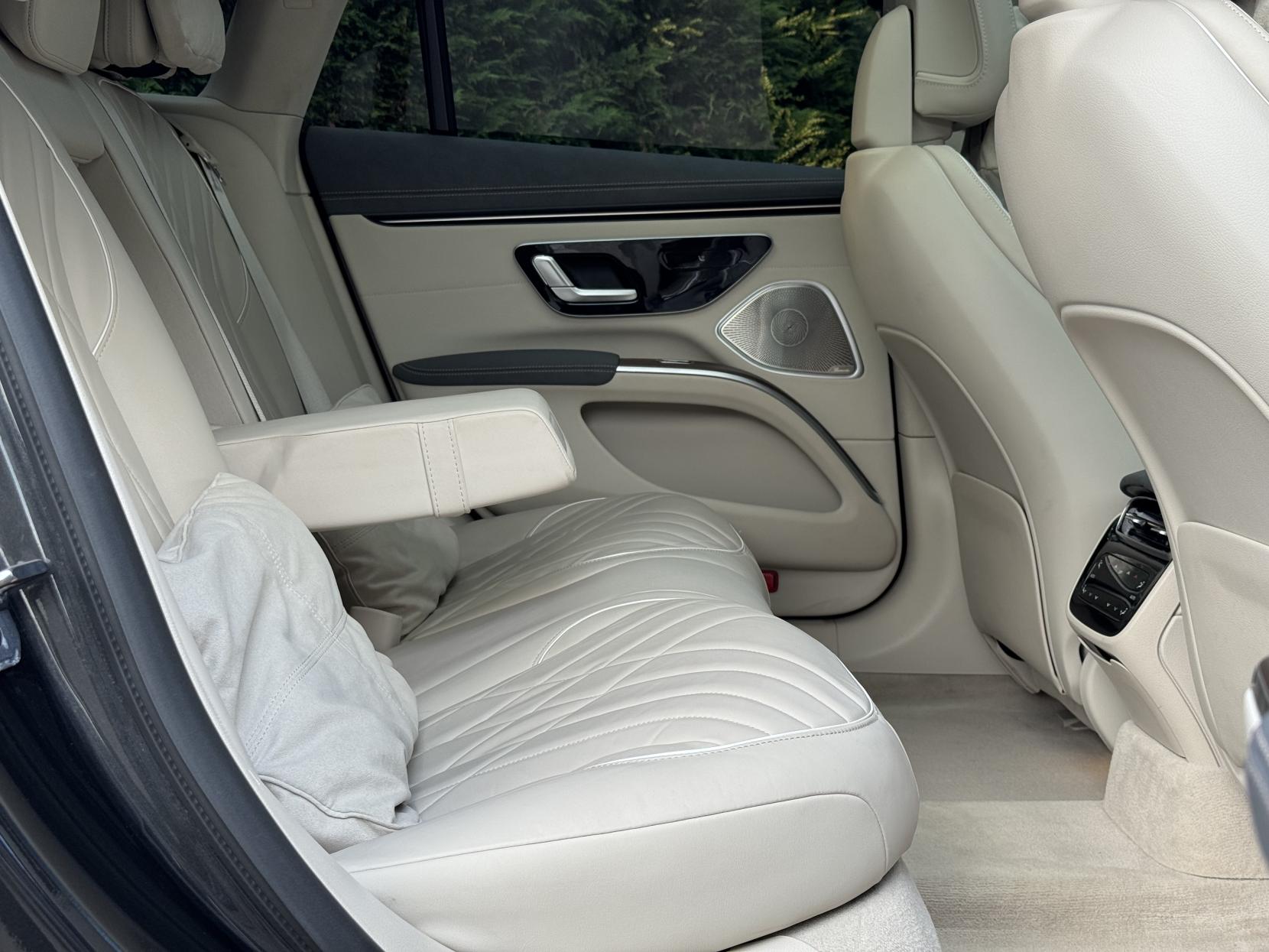 Mercedes-Benz EQS EQS 450+ 108.4kWh Exclusive Luxury Saloon 5dr Electric Auto (333 ps)