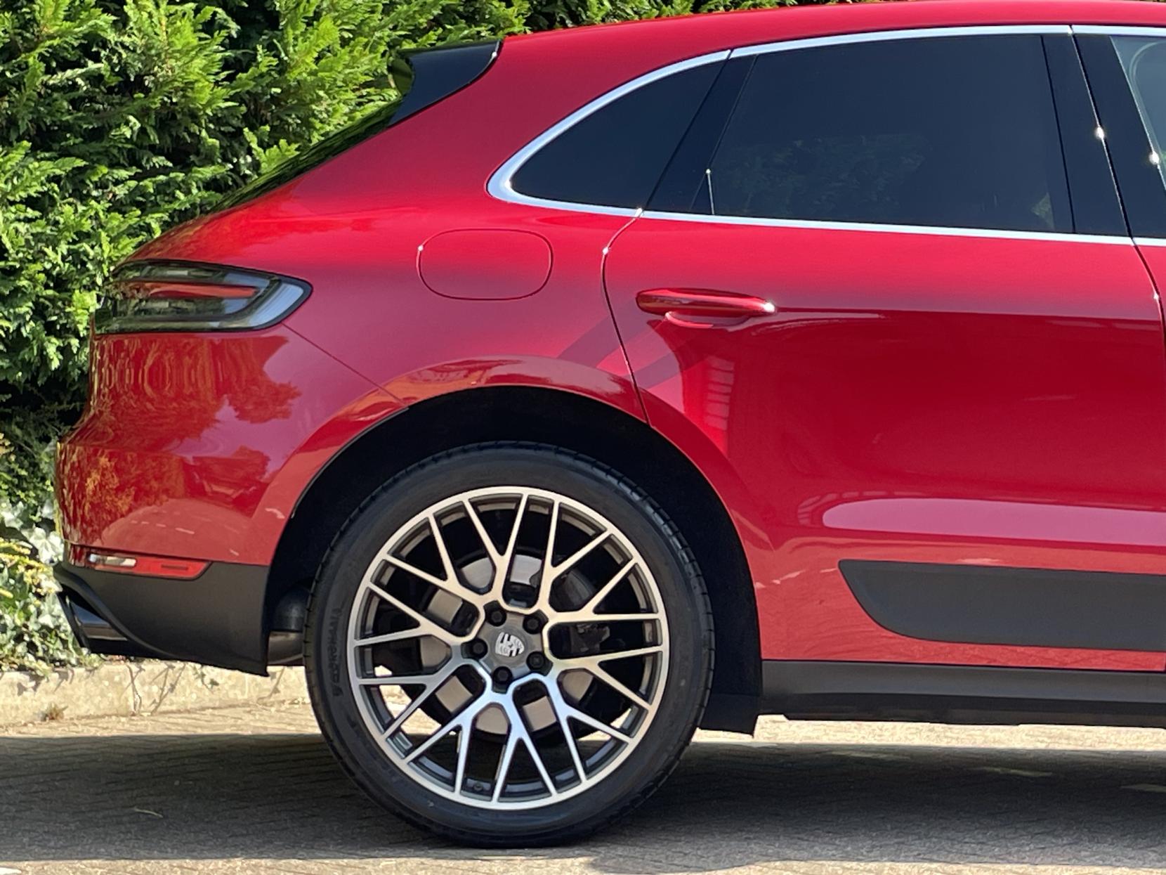 Porsche Macan 3.0T V6 S SUV 5dr Petrol PDK 4WD Euro 6 (s/s) (354 ps)