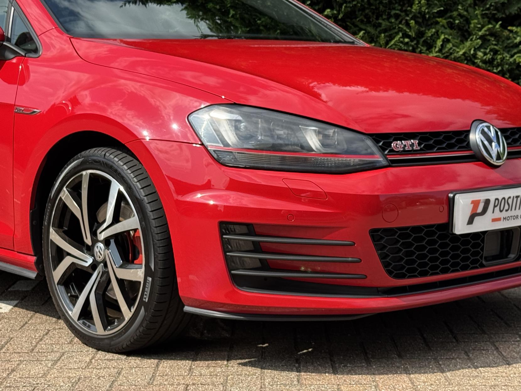 Volkswagen Golf 2.0 TSI BlueMotion Tech GTI Hatchback 3dr Petrol Manual Euro 6 (s/s) (220 ps)