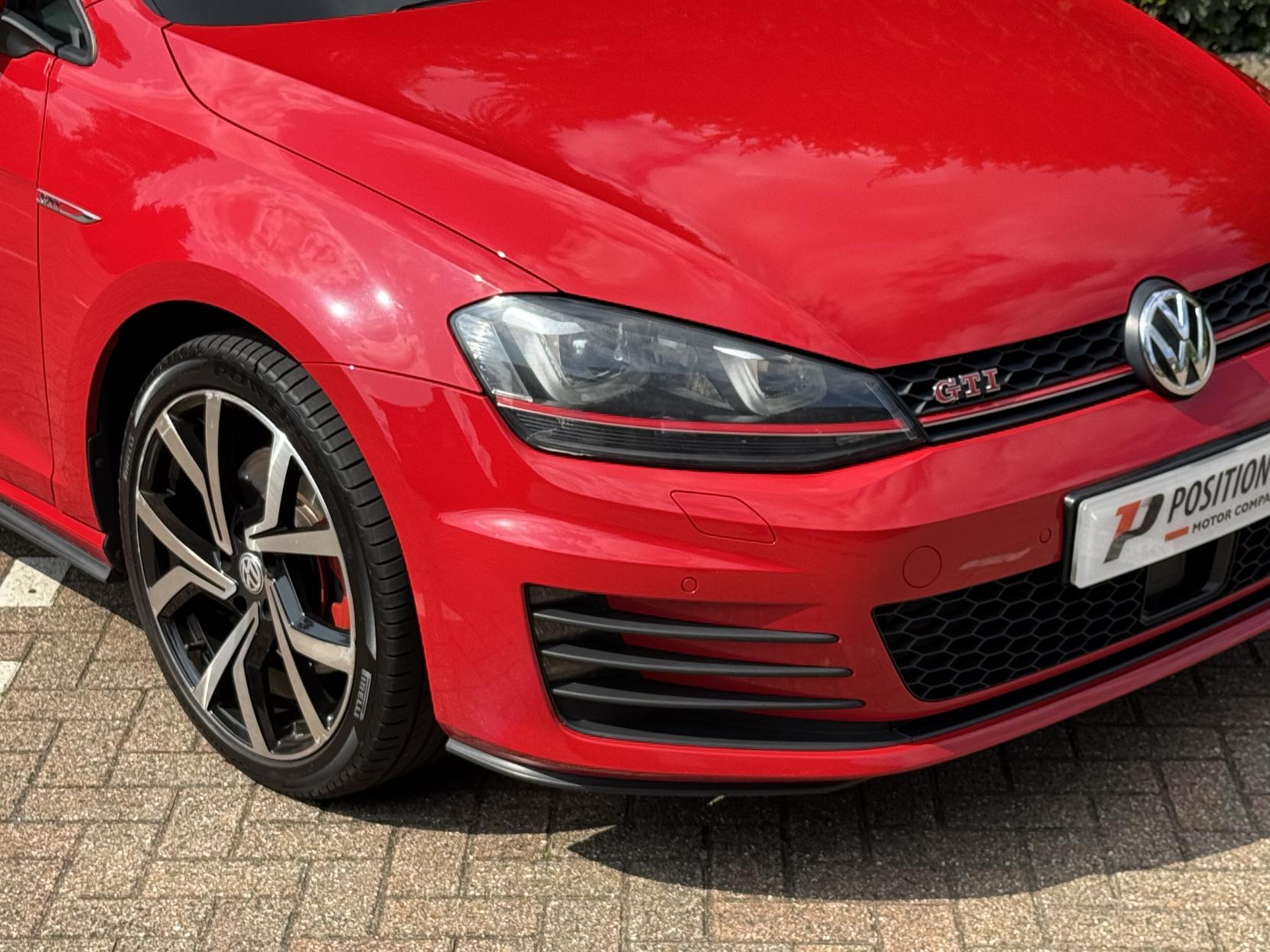 Volkswagen Golf 2.0 TSI BlueMotion Tech GTI Hatchback 3dr Petrol Manual Euro 6 (s/s) (220 ps)