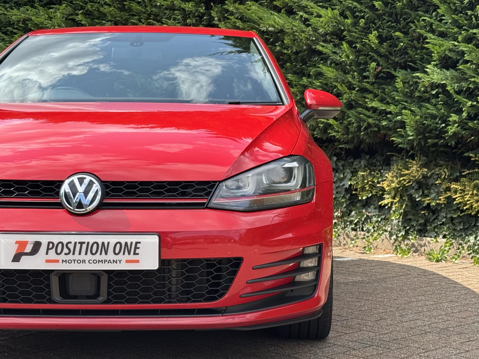 Volkswagen Golf 2.0 TSI BlueMotion Tech GTI Hatchback 3dr Petrol Manual Euro 6 (s/s) (220 ps)
