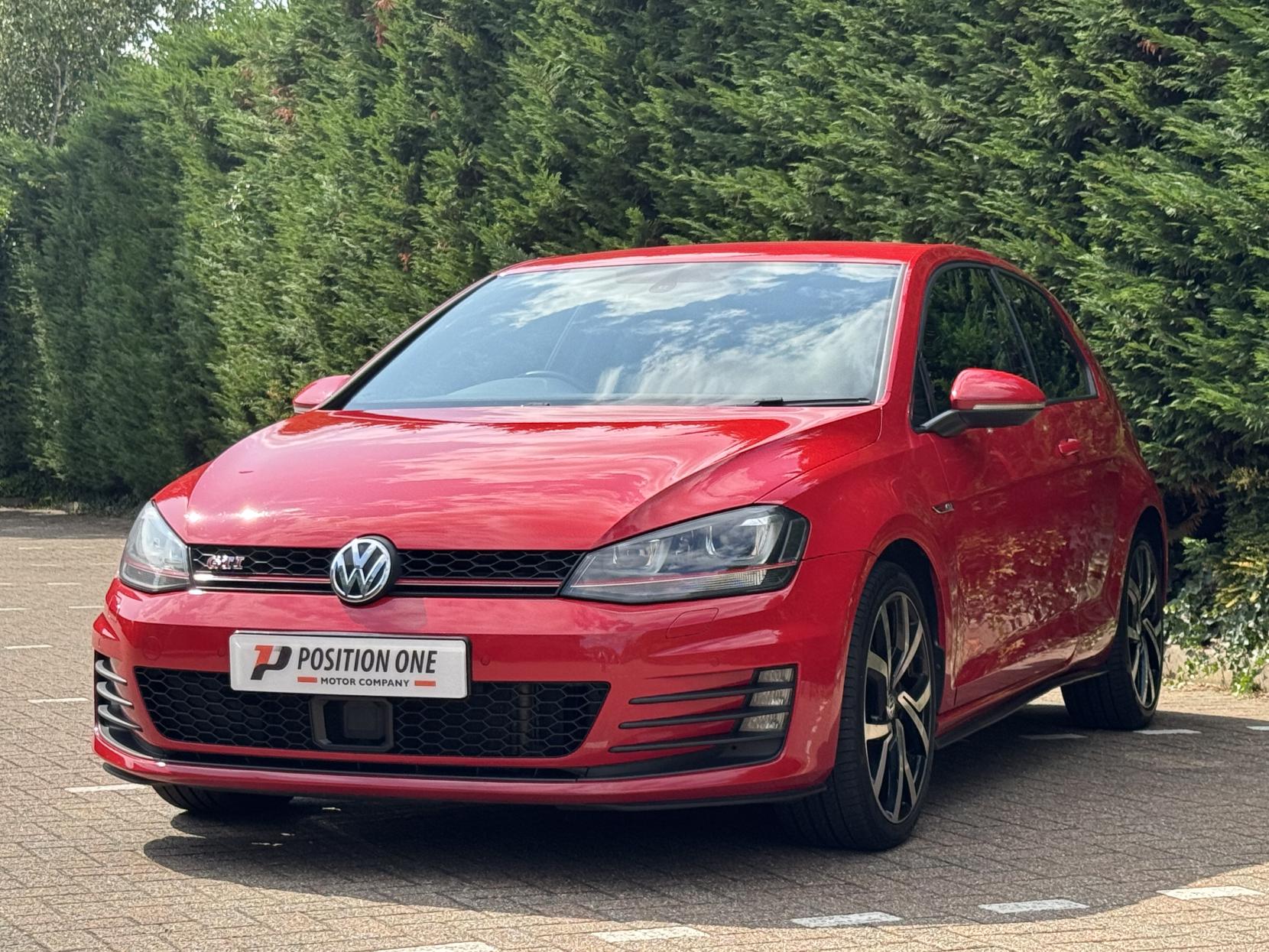 Volkswagen Golf 2.0 TSI BlueMotion Tech GTI Hatchback 3dr Petrol Manual Euro 6 (s/s) (220 ps)