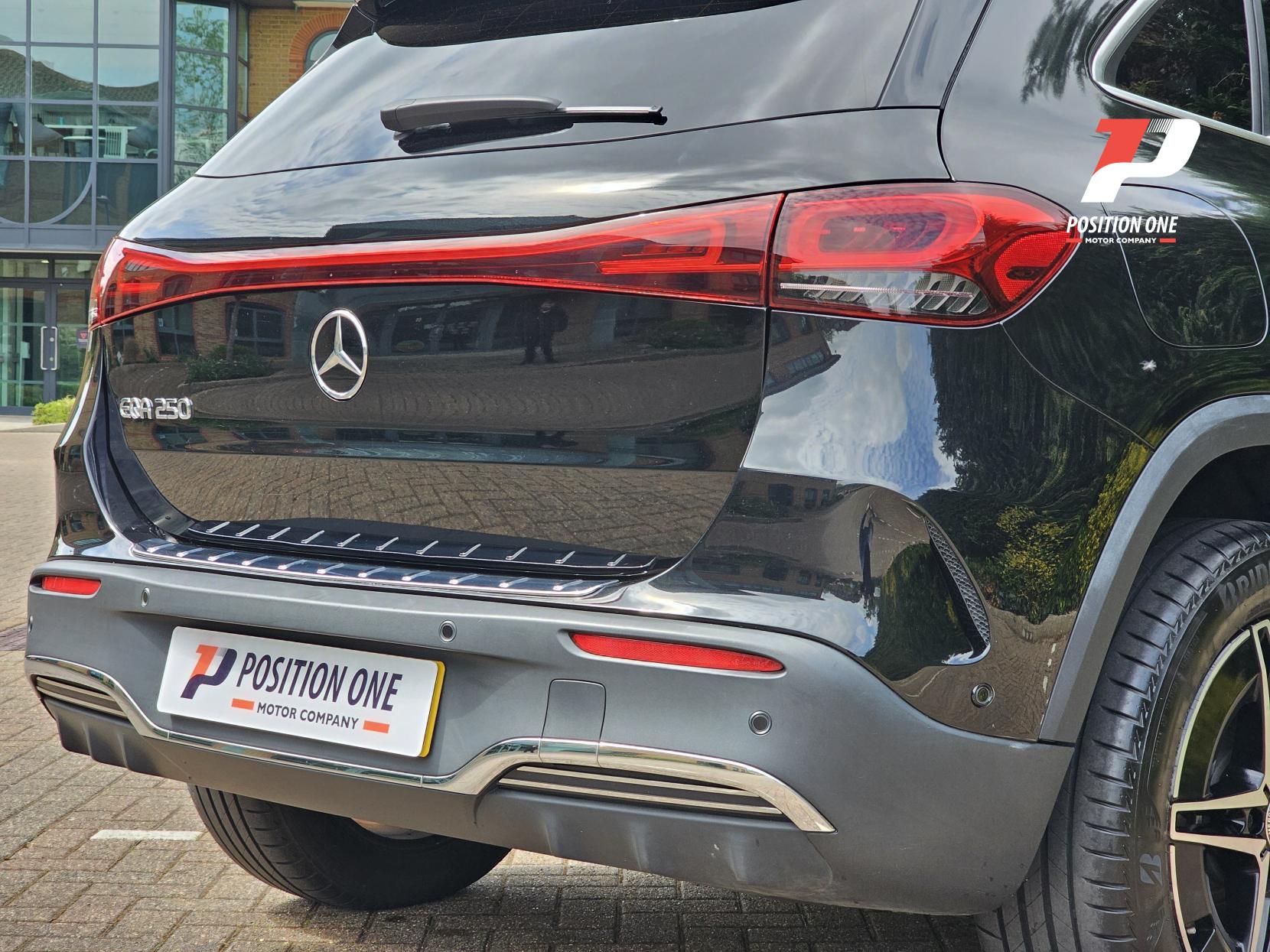 Mercedes-Benz EQA EQA 250 66.5kWh AMG Line SUV 5dr Electric Auto (190 ps)