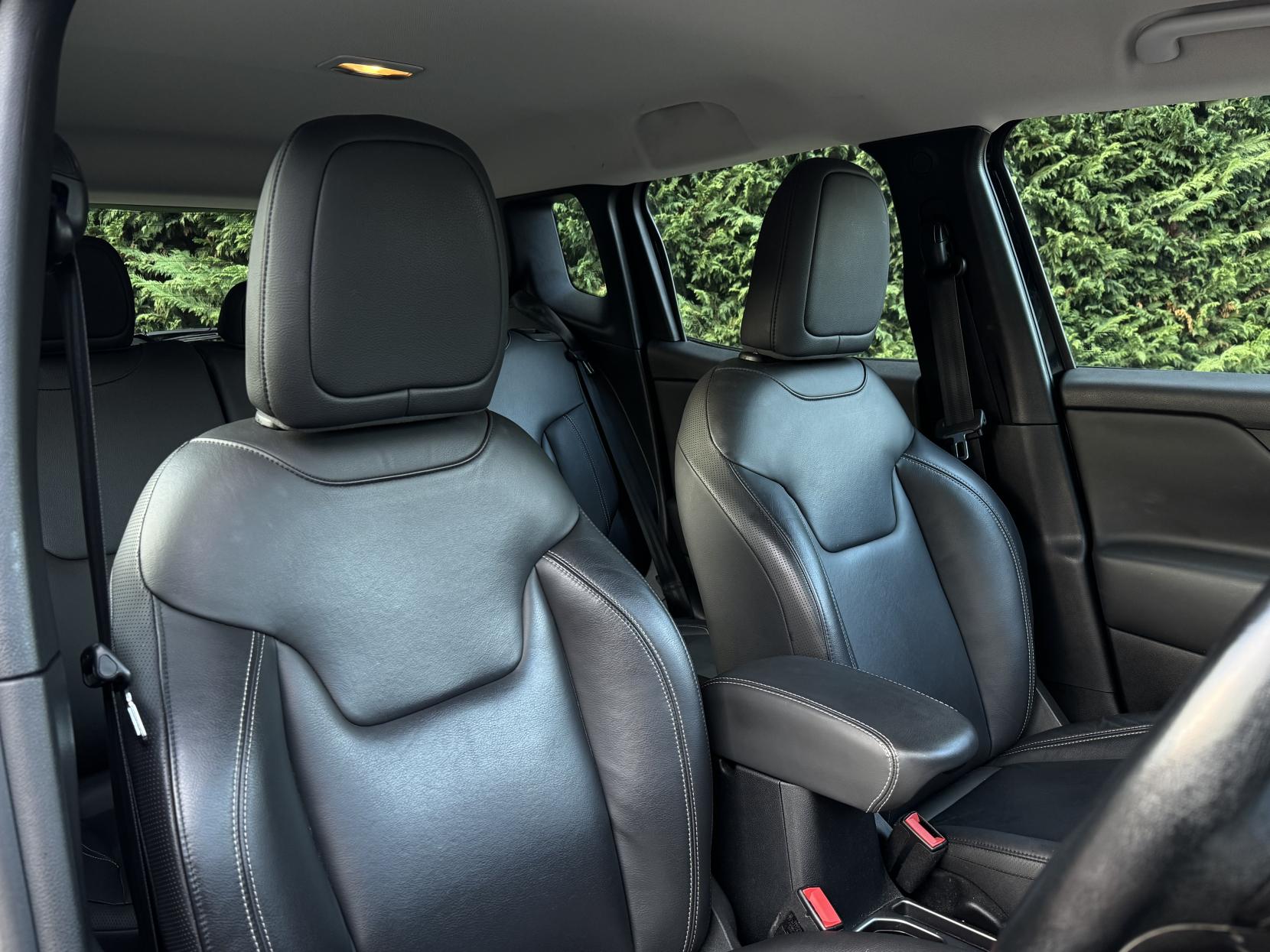 Jeep Renegade 1.0 GSE T3 Limited SUV 5dr Petrol Manual Euro 6 (s/s) (120 ps)