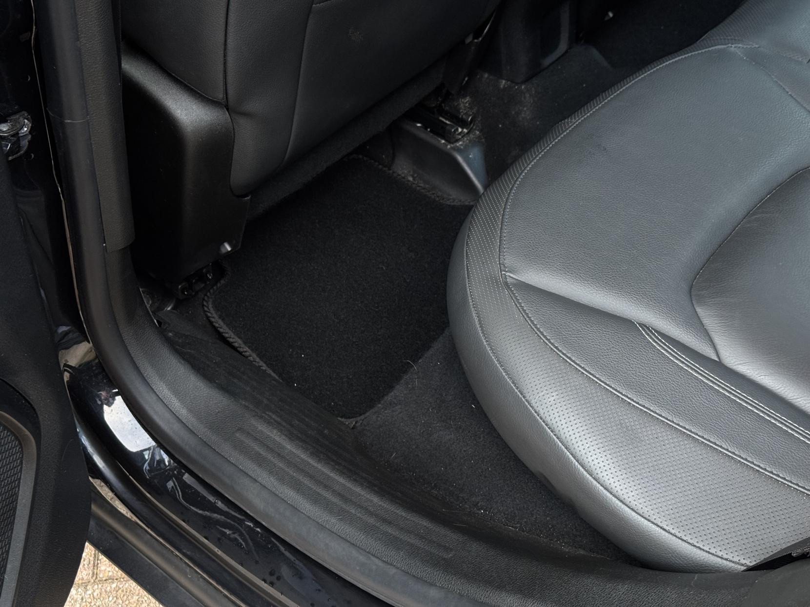 Jeep Renegade 1.0 GSE T3 Limited SUV 5dr Petrol Manual Euro 6 (s/s) (120 ps)