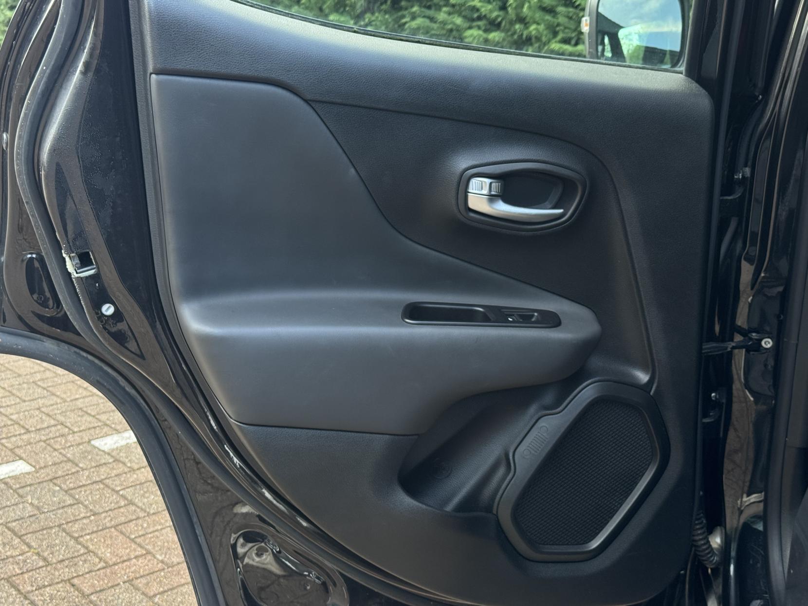 Jeep Renegade 1.0 GSE T3 Limited SUV 5dr Petrol Manual Euro 6 (s/s) (120 ps)