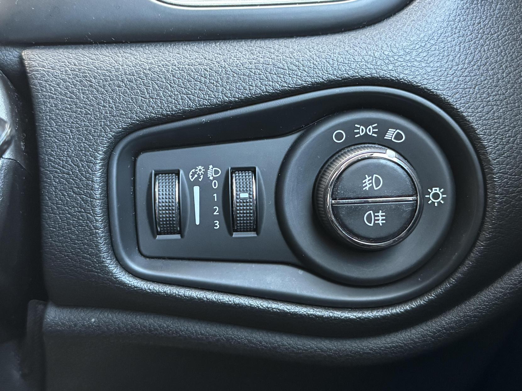 Jeep Renegade 1.0 GSE T3 Limited SUV 5dr Petrol Manual Euro 6 (s/s) (120 ps)