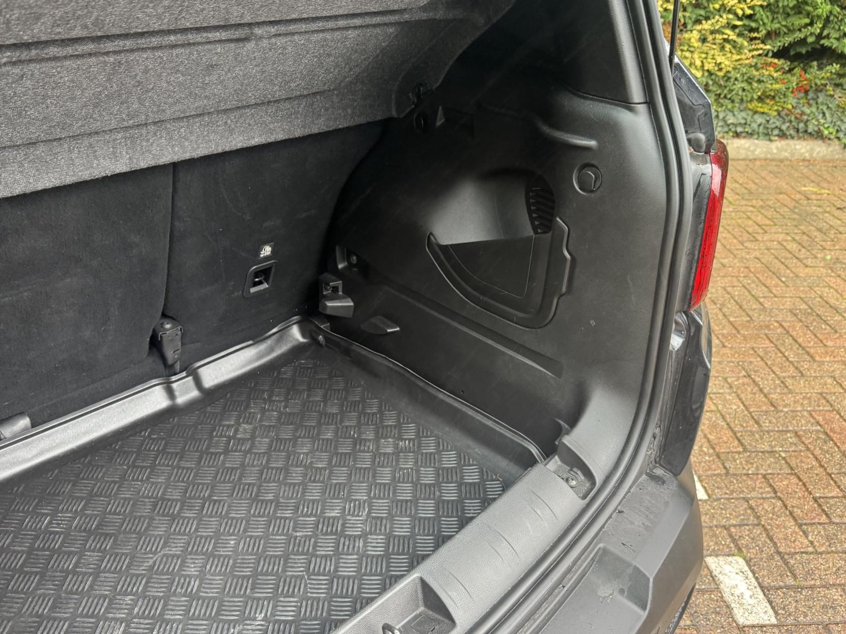 Jeep Renegade 1.0 GSE T3 Limited SUV 5dr Petrol Manual Euro 6 (s/s) (120 ps)