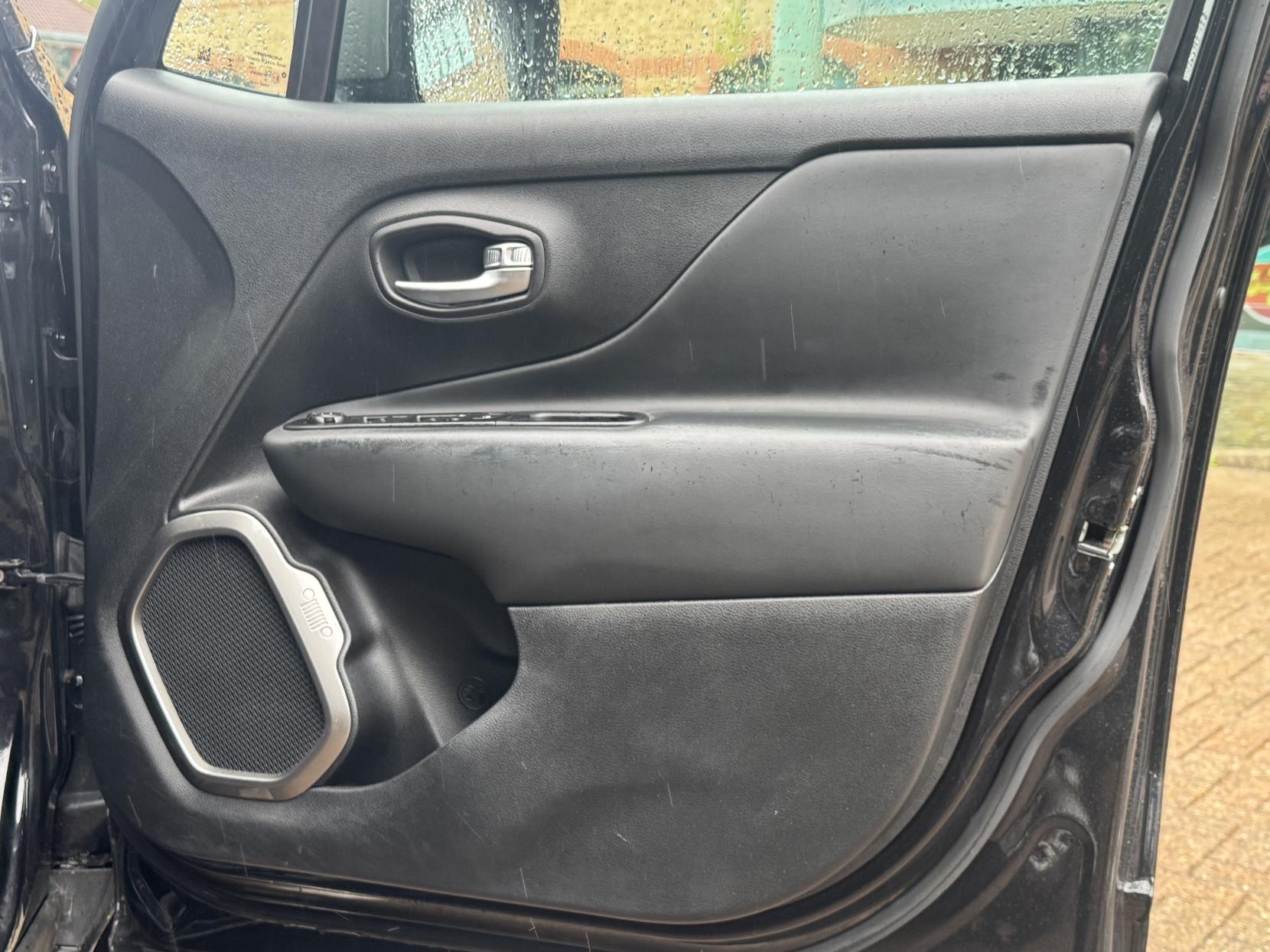 Jeep Renegade 1.0 GSE T3 Limited SUV 5dr Petrol Manual Euro 6 (s/s) (120 ps)