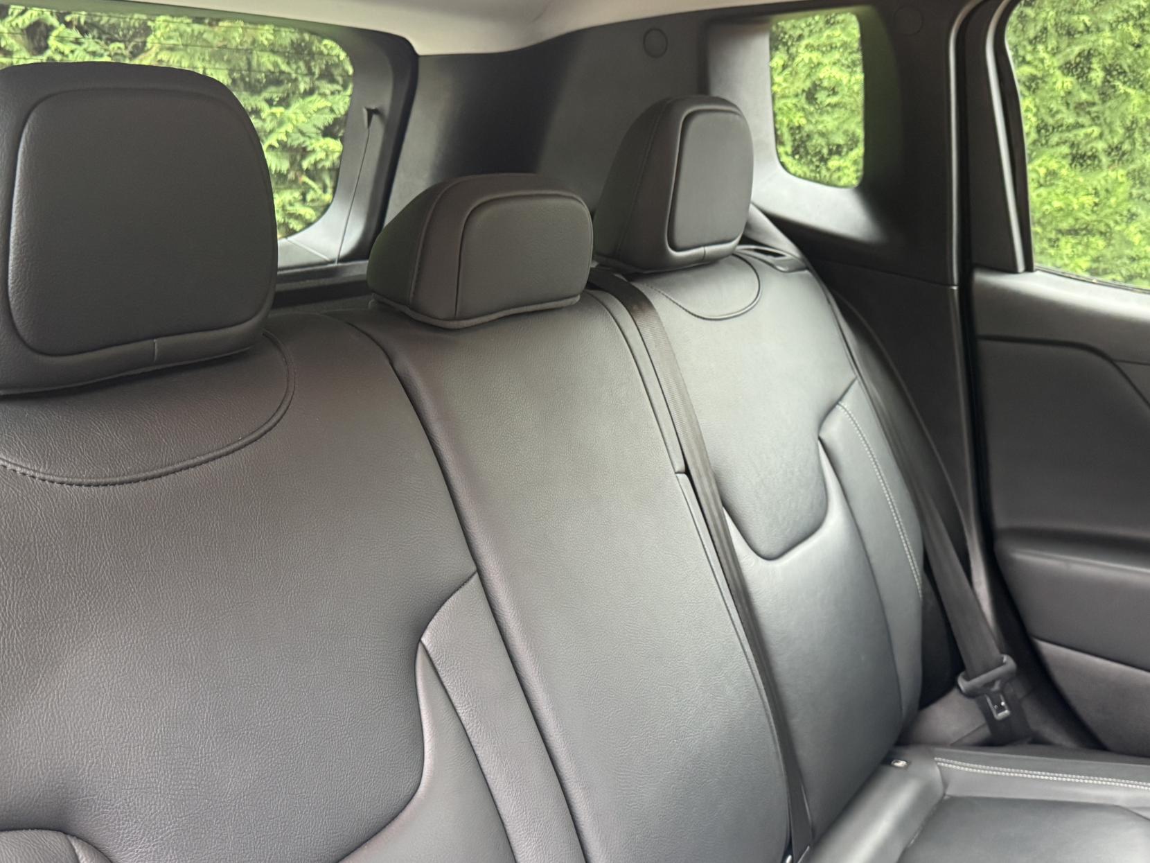 Jeep Renegade 1.0 GSE T3 Limited SUV 5dr Petrol Manual Euro 6 (s/s) (120 ps)