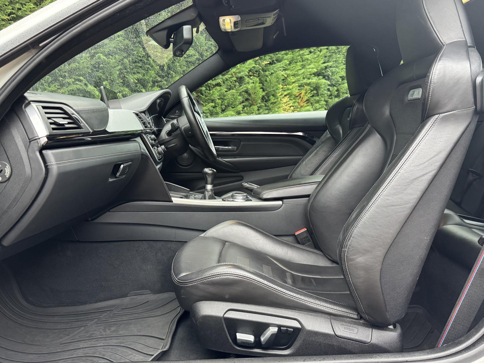 BMW M4 3.0 BiTurbo Competition Coupe 2dr Petrol Manual Euro 6 (s/s) (450 ps)