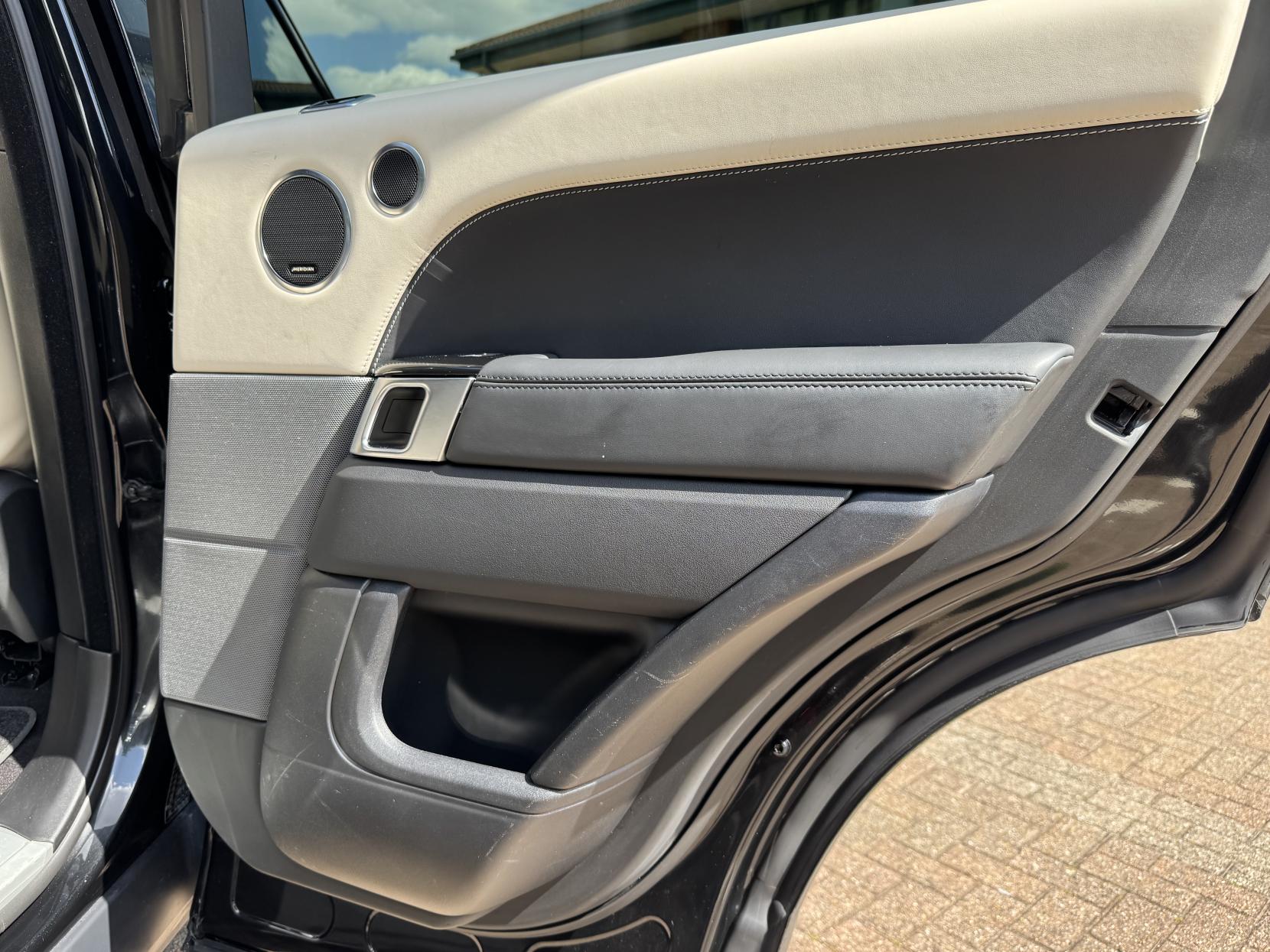 Land Rover Range Rover Sport 2.0 P400e 13.1kWh HSE GPF Dynamic SUV 5dr Petrol Plug-in Hybrid Auto 4WD Euro 6 (s/s) (404 ps)