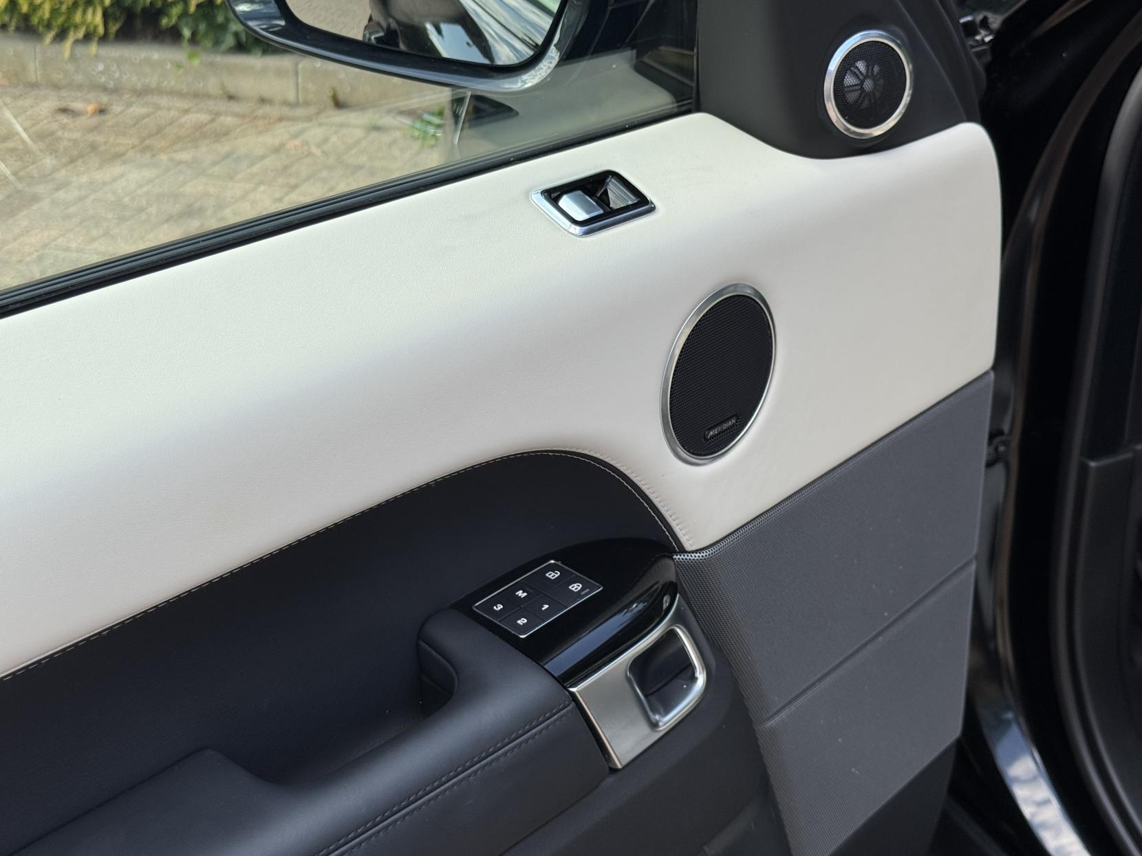 Land Rover Range Rover Sport 2.0 P400e 13.1kWh HSE GPF Dynamic SUV 5dr Petrol Plug-in Hybrid Auto 4WD Euro 6 (s/s) (404 ps)