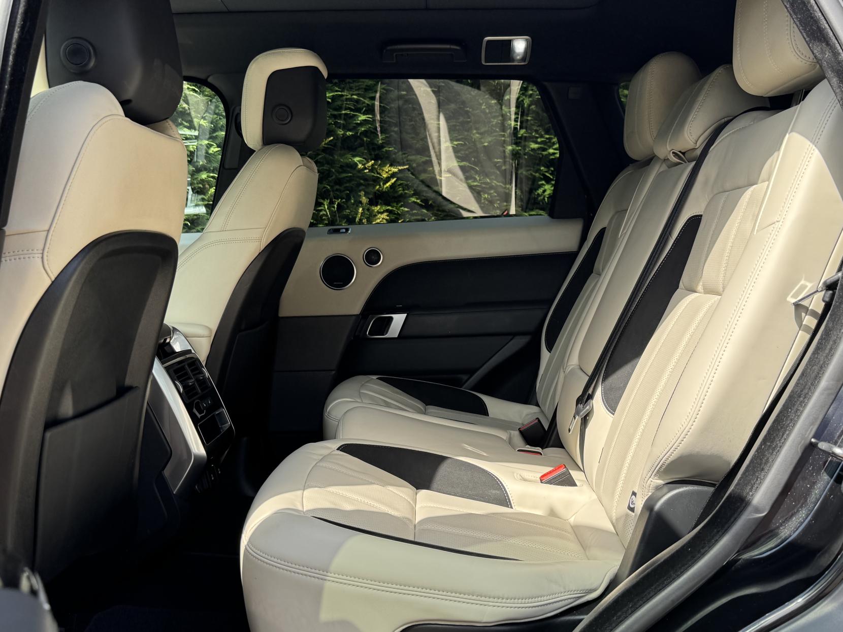 Land Rover Range Rover Sport 2.0 P400e 13.1kWh HSE GPF Dynamic SUV 5dr Petrol Plug-in Hybrid Auto 4WD Euro 6 (s/s) (404 ps)
