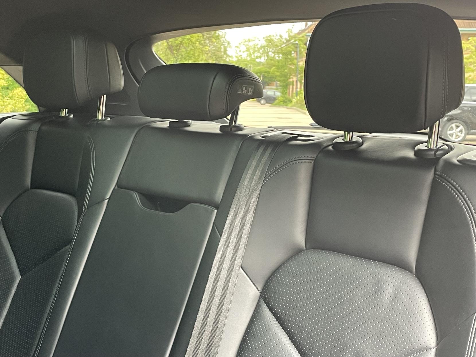 Porsche Macan 3.0 V6 S SUV 5dr Petrol PDK 4WD Euro 6 (s/s) (340 ps)