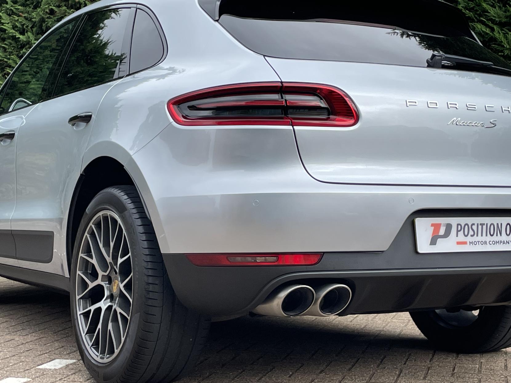 Porsche Macan 3.0 V6 S SUV 5dr Petrol PDK 4WD Euro 6 (s/s) (340 ps)