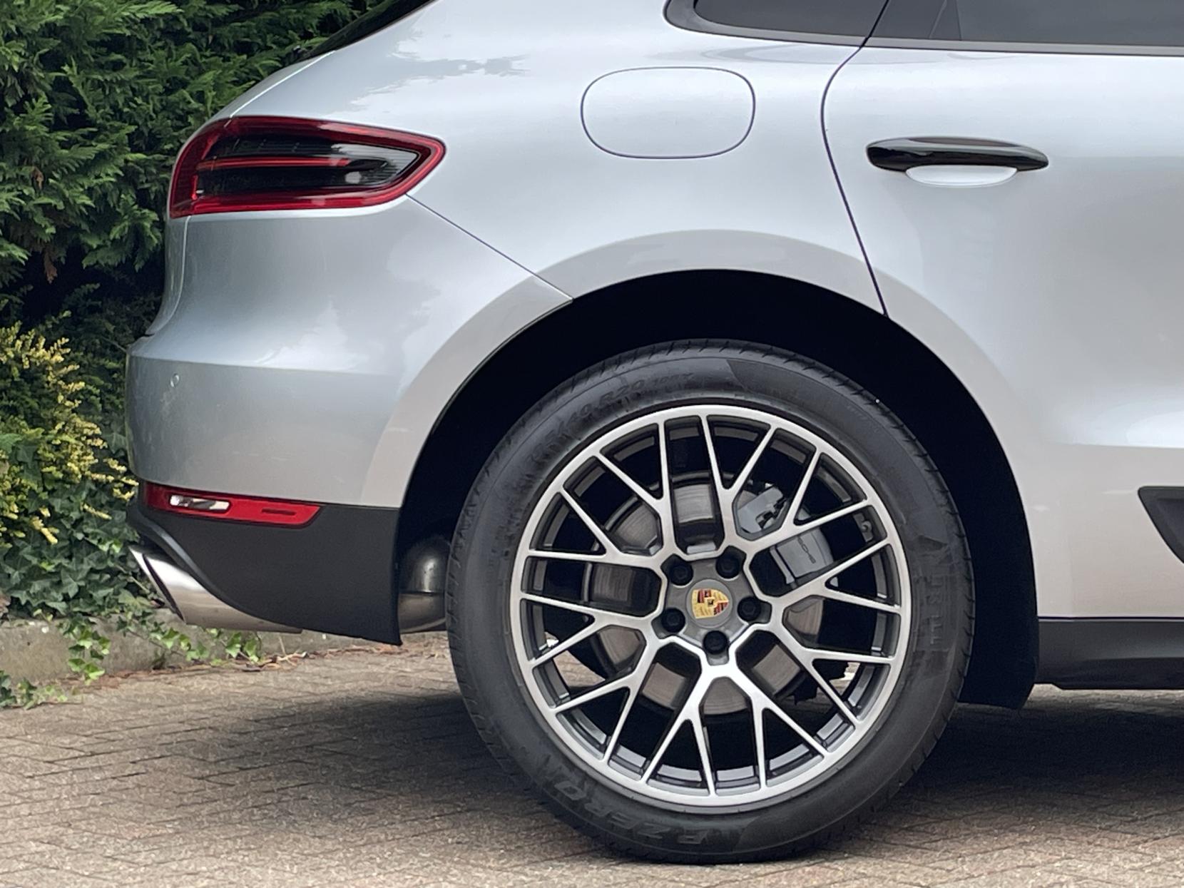 Porsche Macan 3.0 V6 S SUV 5dr Petrol PDK 4WD Euro 6 (s/s) (340 ps)