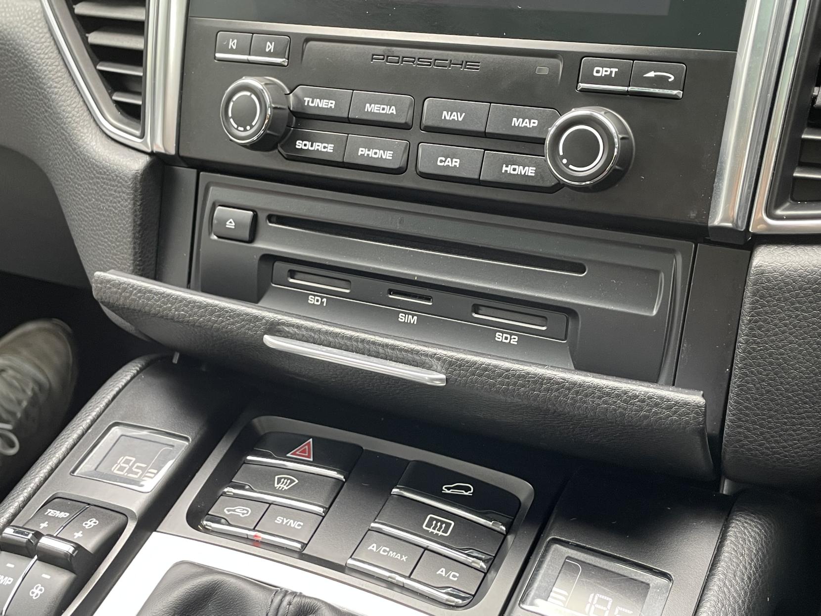 Porsche Macan 3.0 V6 S SUV 5dr Petrol PDK 4WD Euro 6 (s/s) (340 ps)
