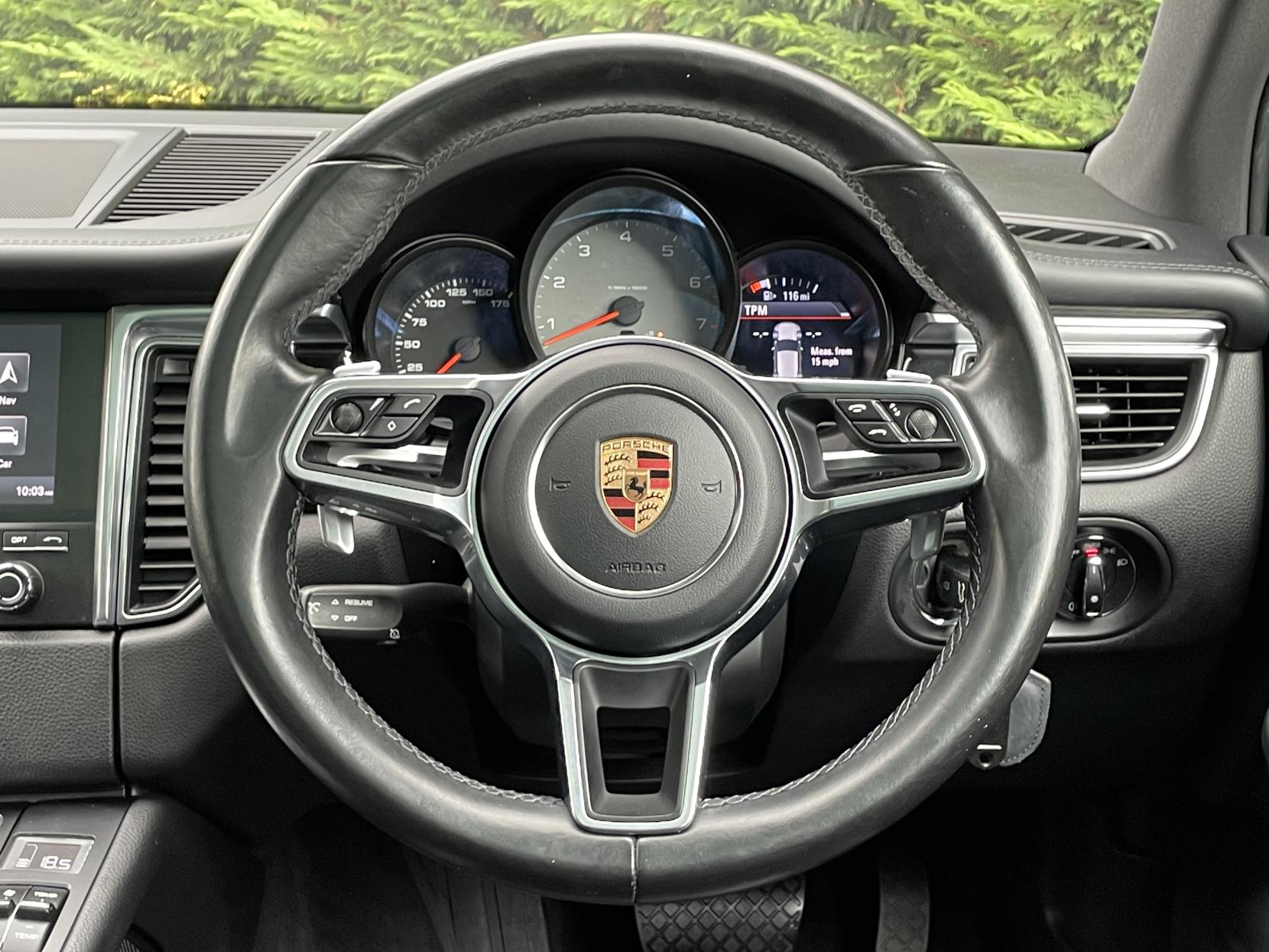 Porsche Macan 3.0 V6 S SUV 5dr Petrol PDK 4WD Euro 6 (s/s) (340 ps)